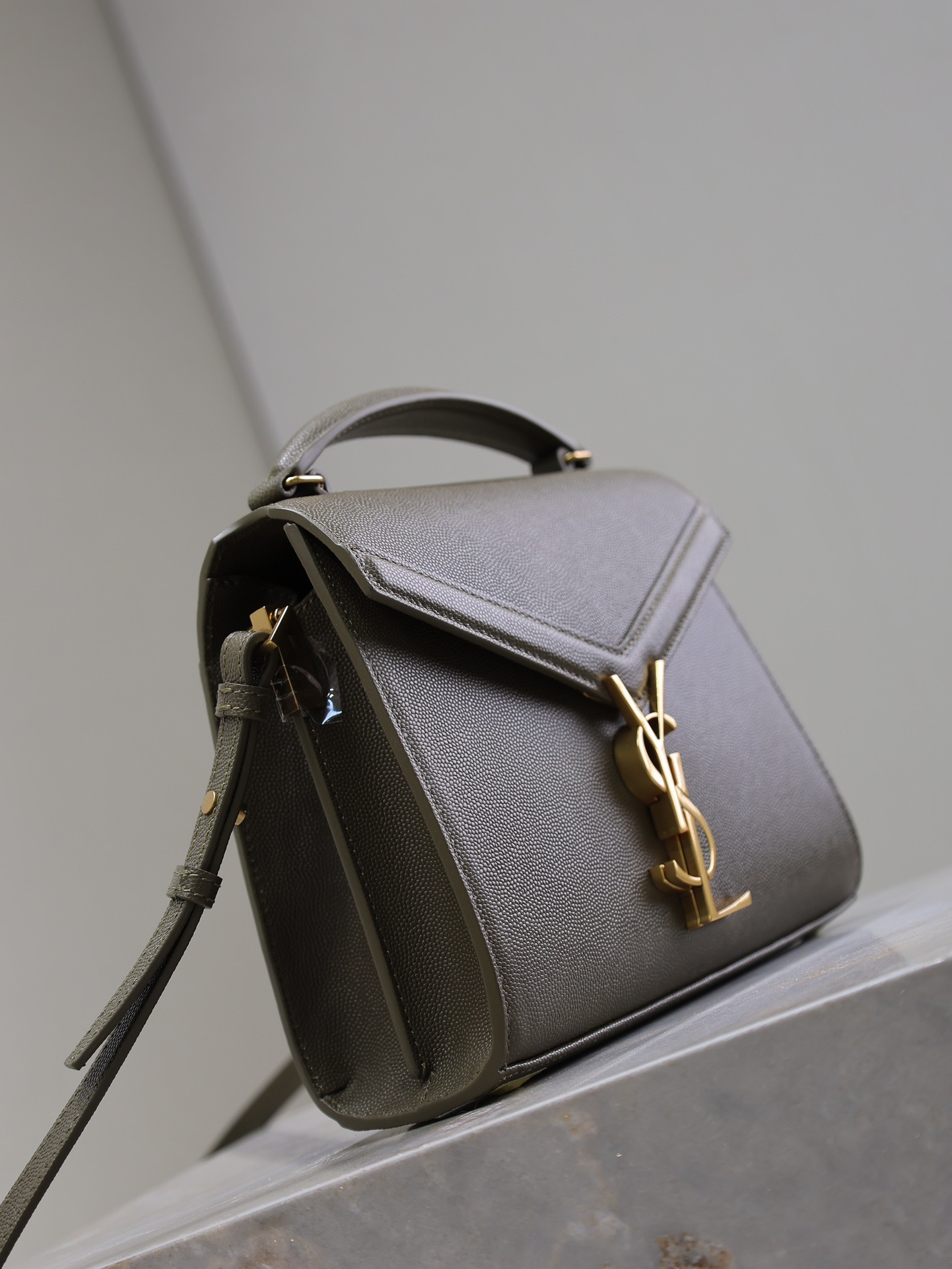 Y51 cassandra mini top handle bag 20x16x7.5cm