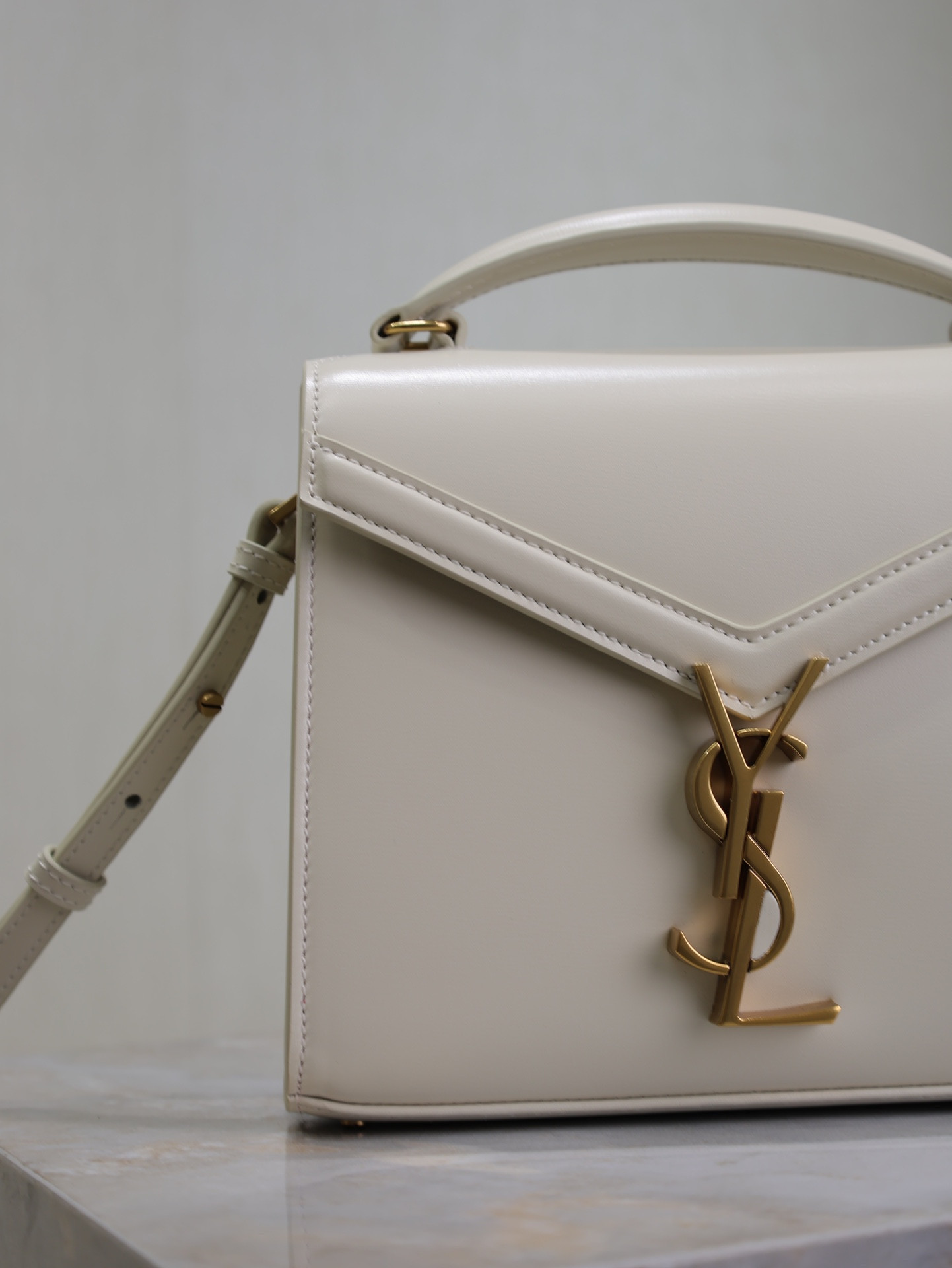 Y51 cassandra mini top handle bag 20x16x7.5cm