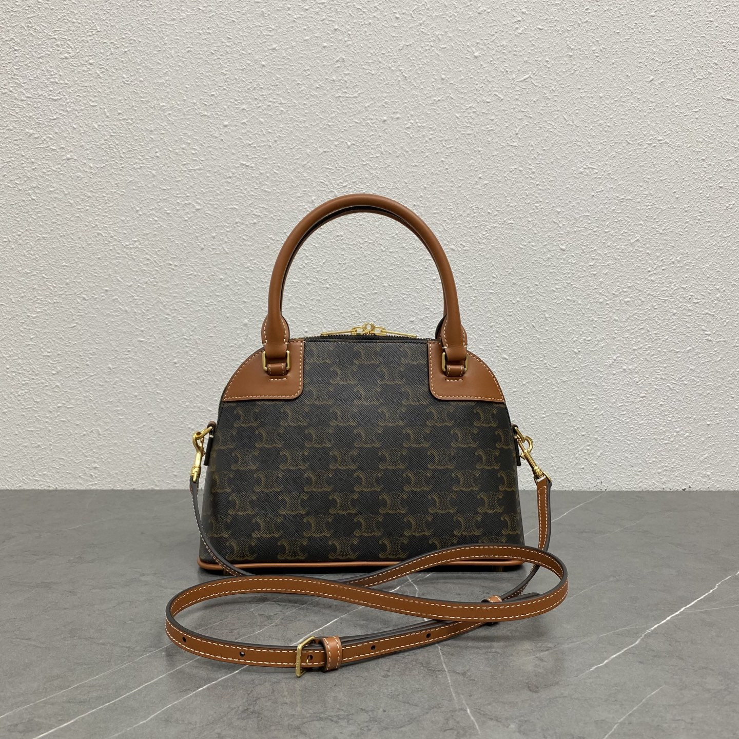 Ce1i*e Small Bowling in Triomphe canvas and calfskin 25x17x10cm