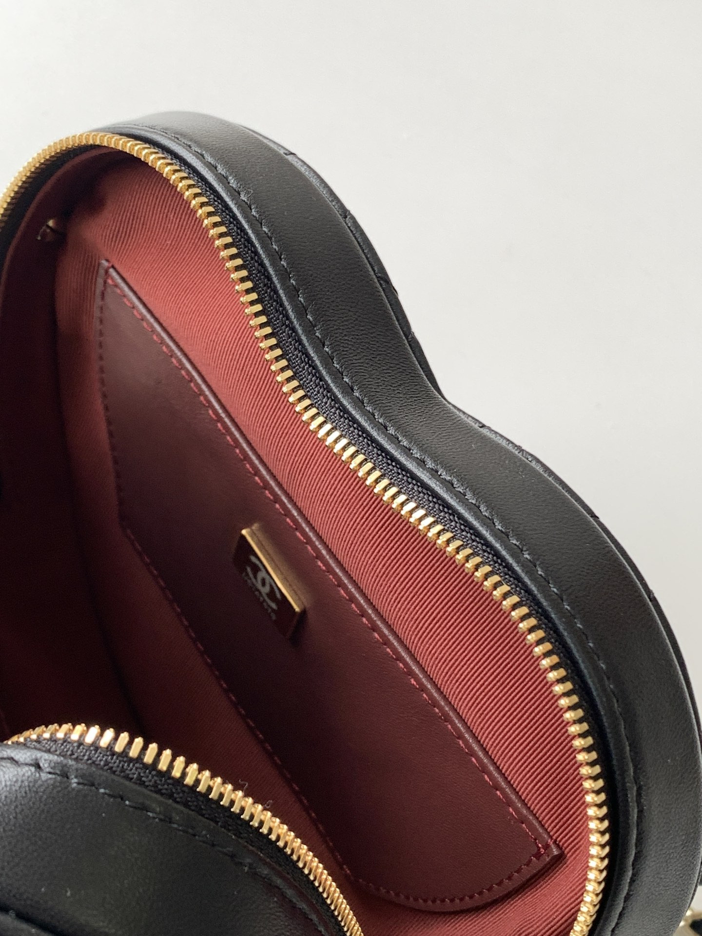 Ch**el 22cc Love Bag AS3191 18x16.5x6.5cm