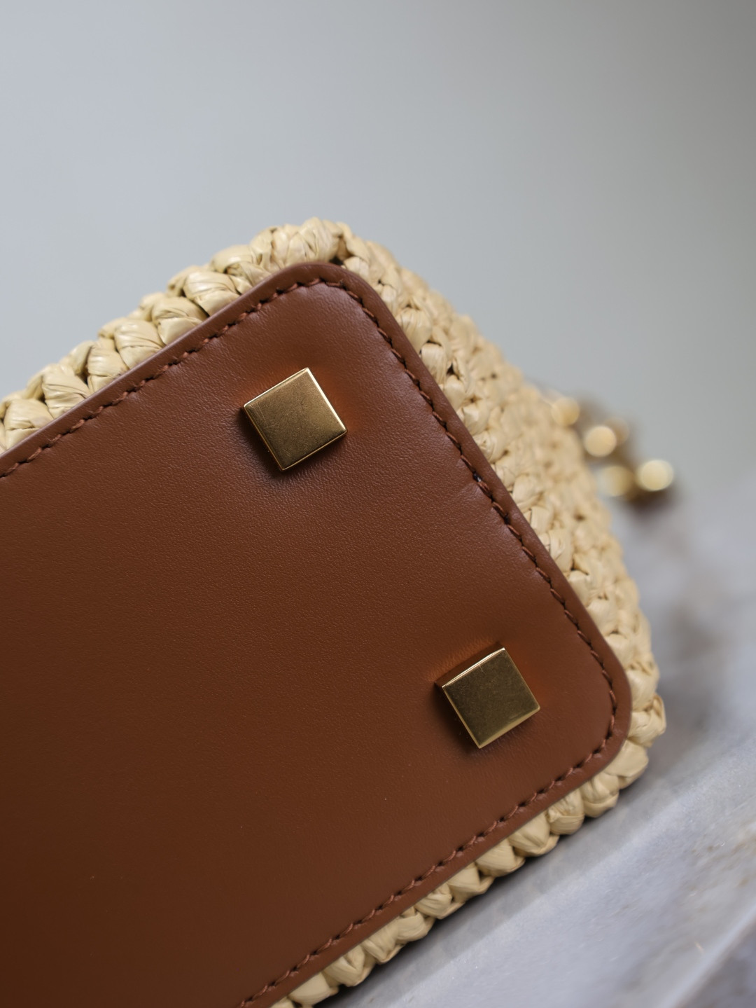 Y51 LE 37 mini (raffia) 15x13x6cm