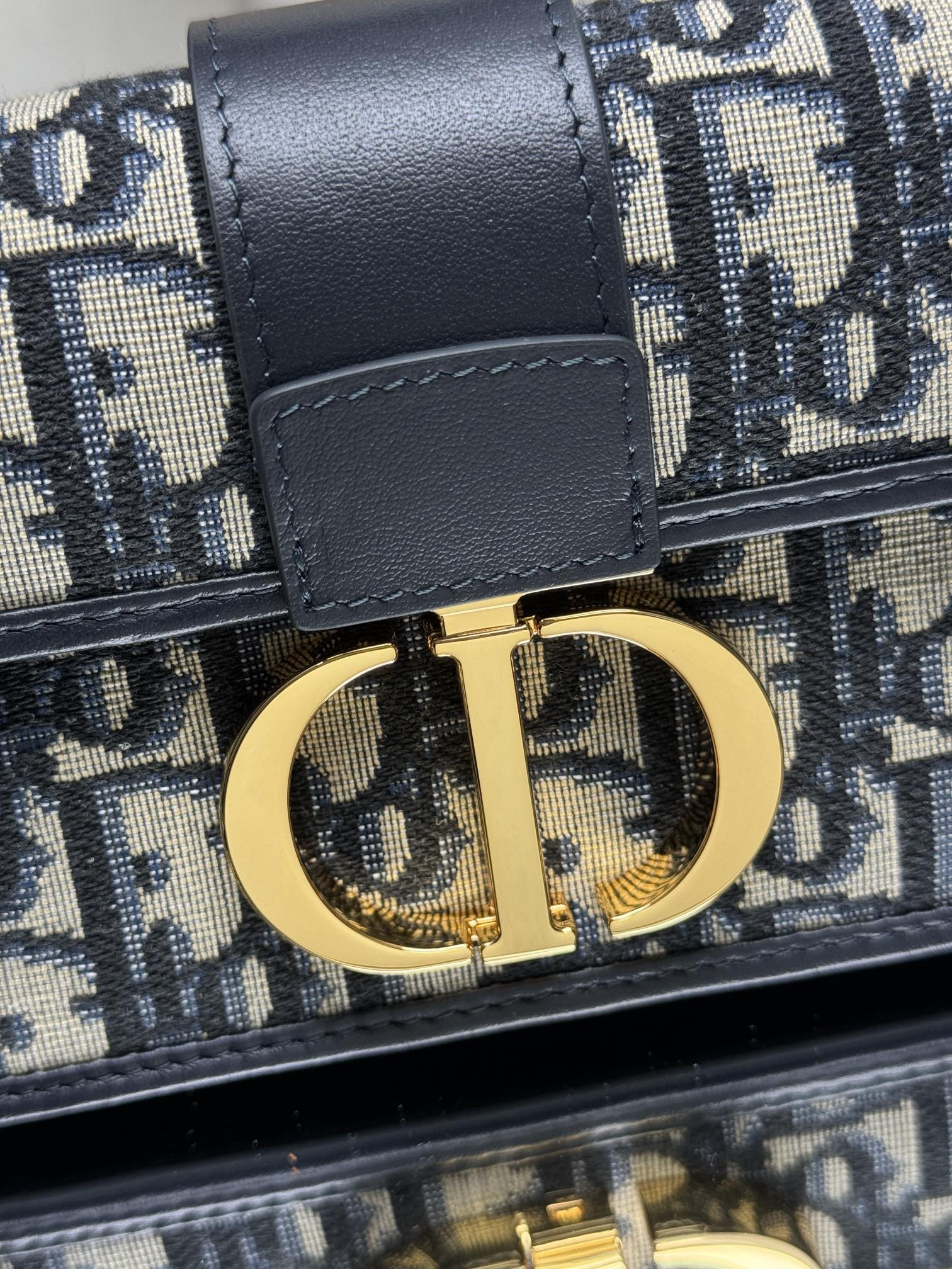 D10r Miss Montaigne mini bag 20 x 10 x 4 cm