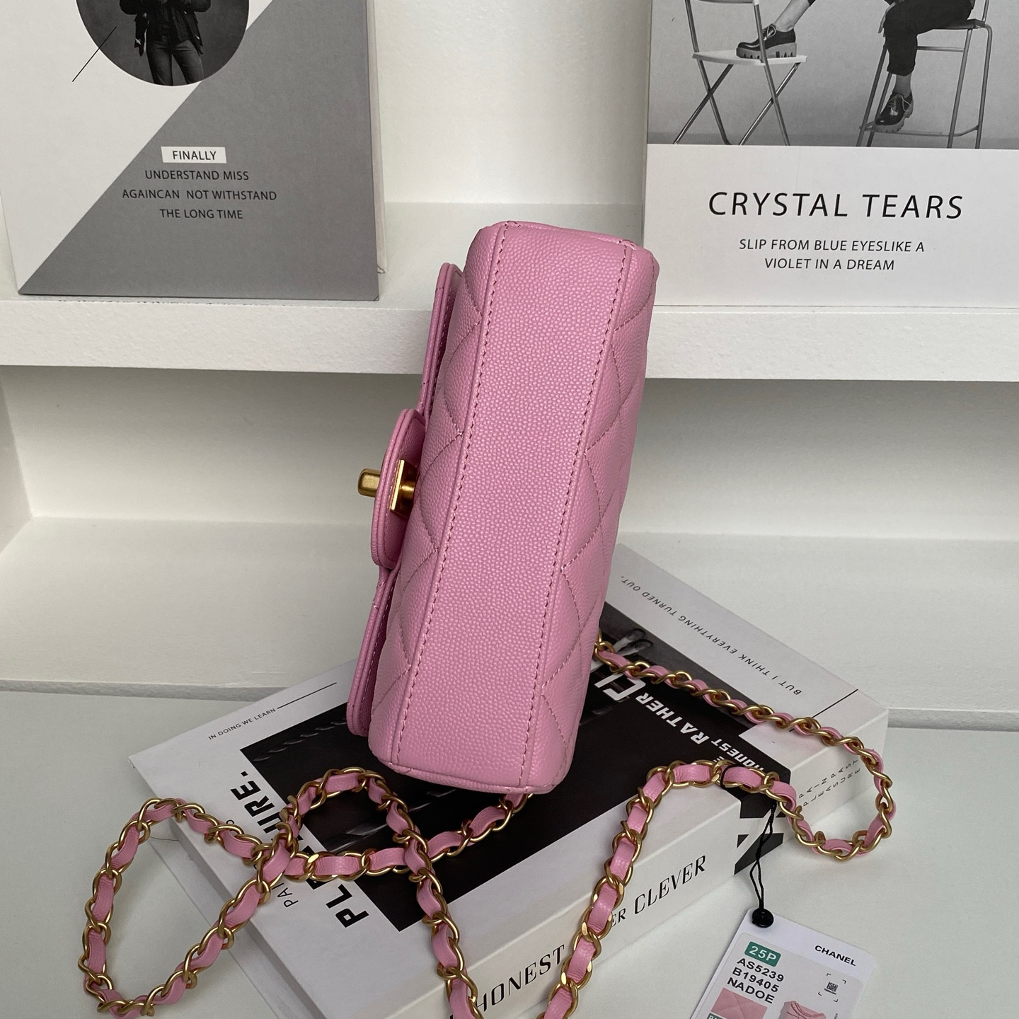 Ch**el Flap Handbag AS5239 18×13×5.5cm