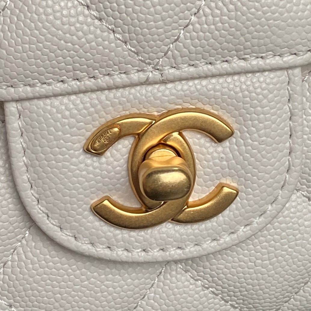 Ch**el Flap Handbag AS5239 18×13×5.5cm