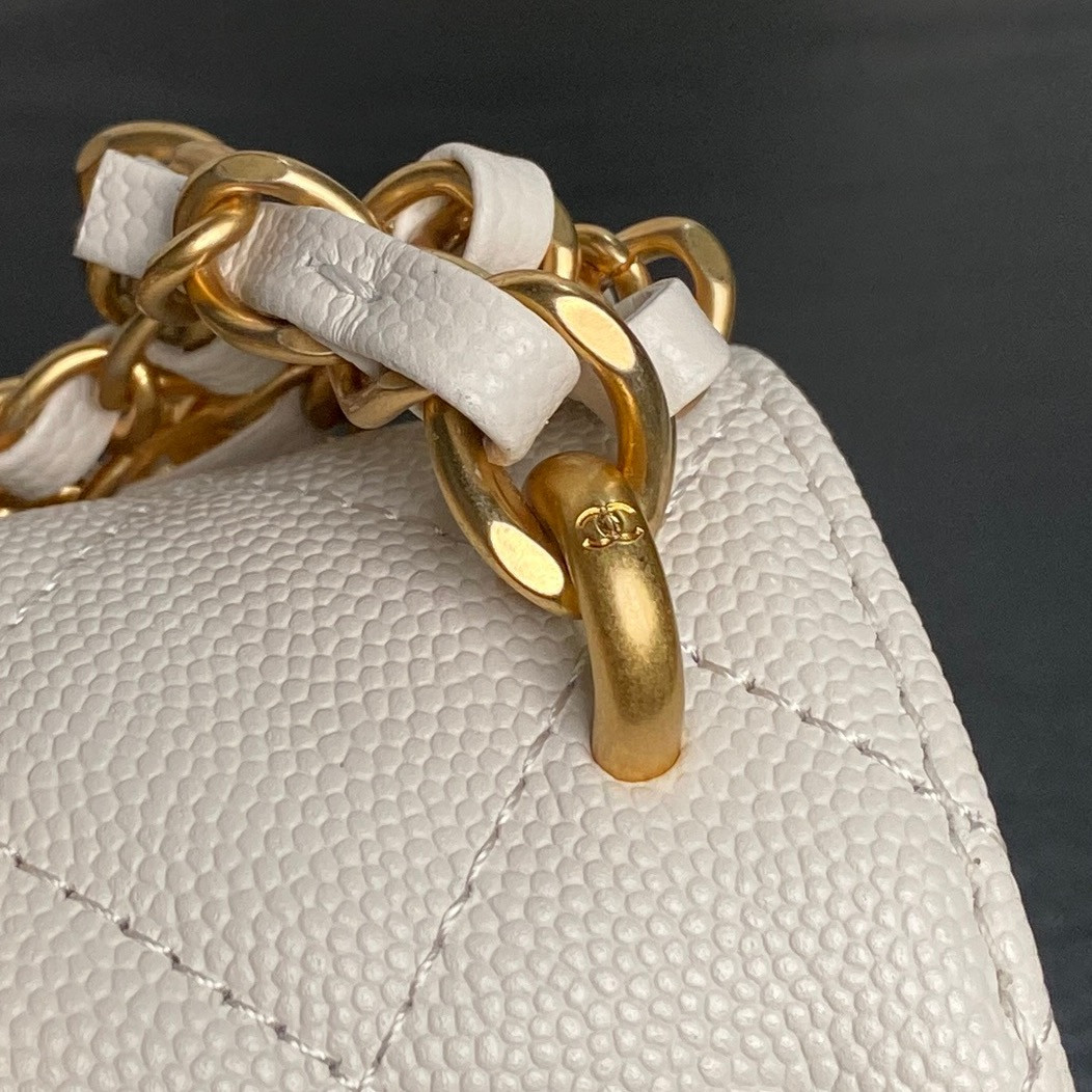 Ch**el Flap Handbag AS5239 18×13×5.5cm