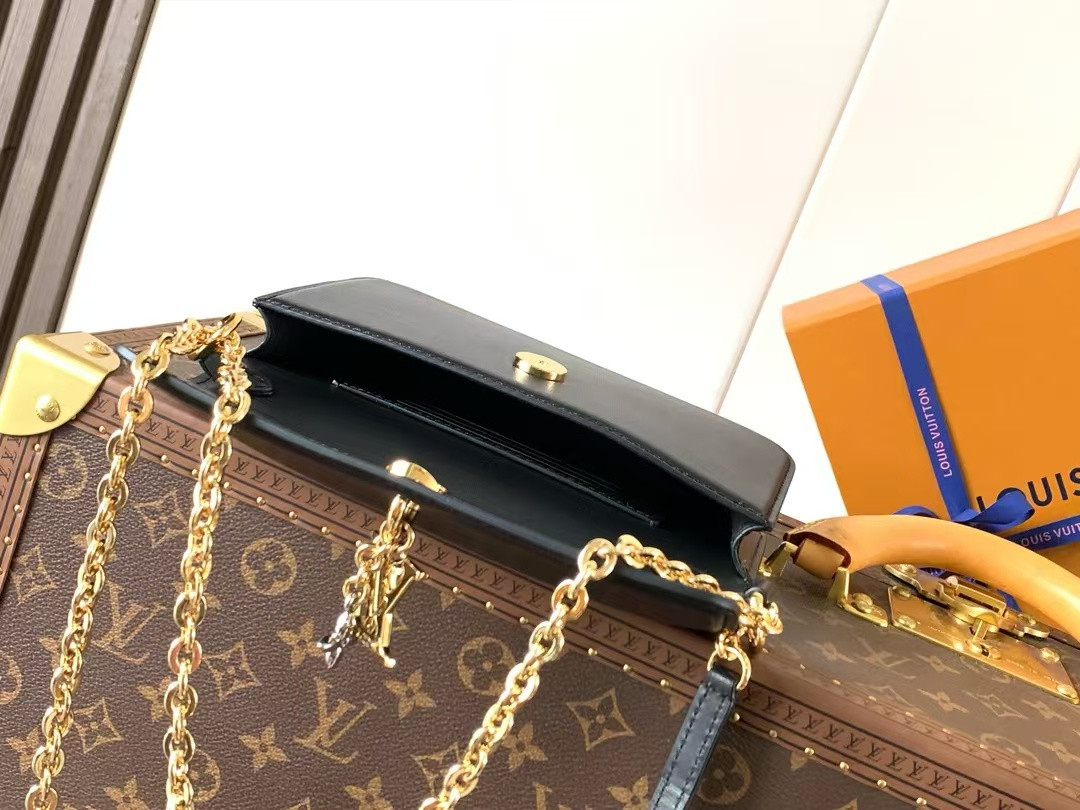 LV Wallet On Chain LV Bloom M14564 20x11.5x4cm