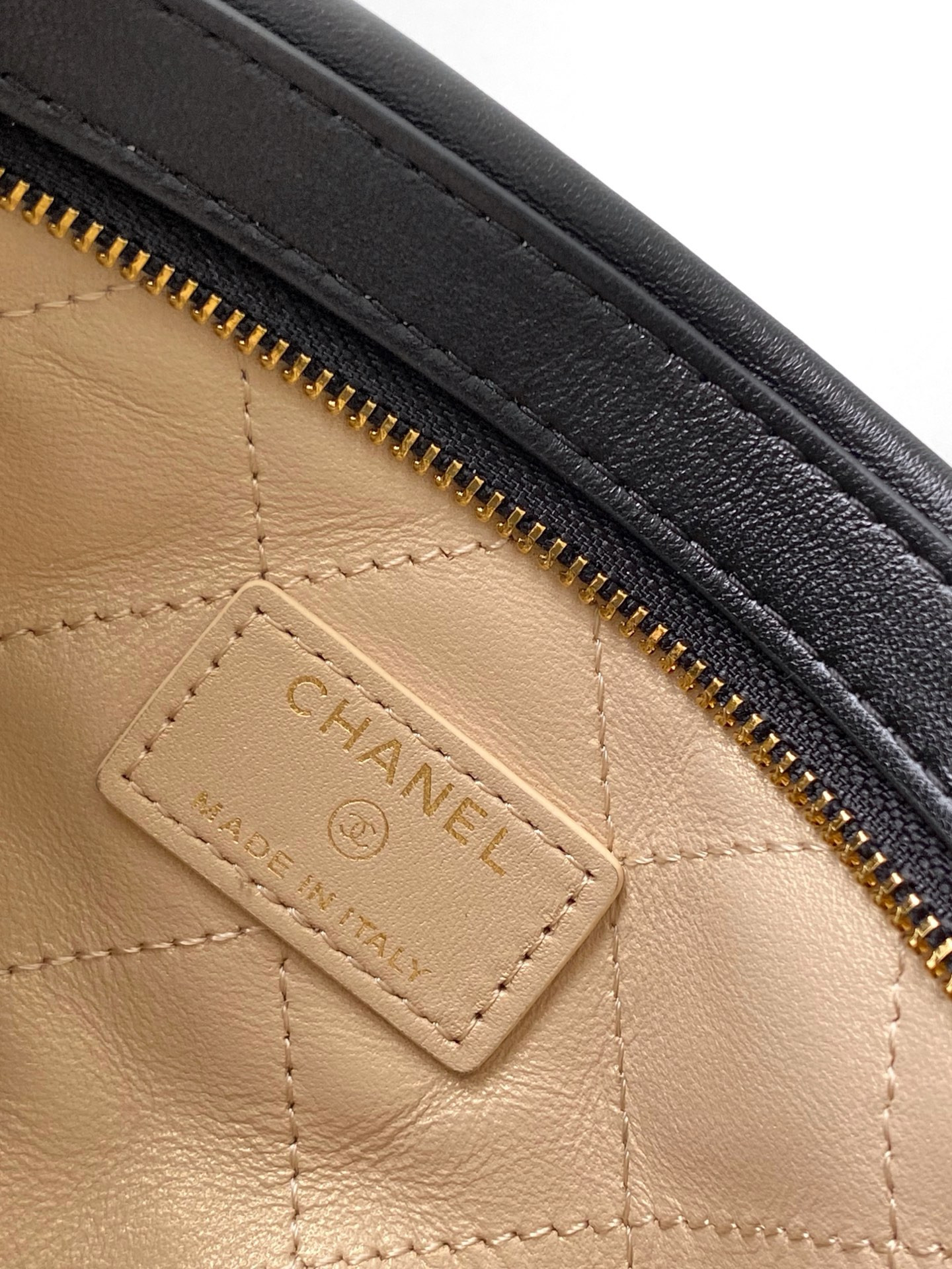 Ch**el Clutch with Chain 14x24x5cm