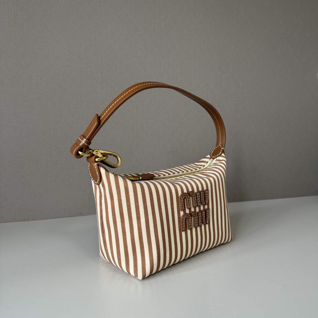 Miu Miu Jacquard fabric pouch with logo 14x18.5x10cm