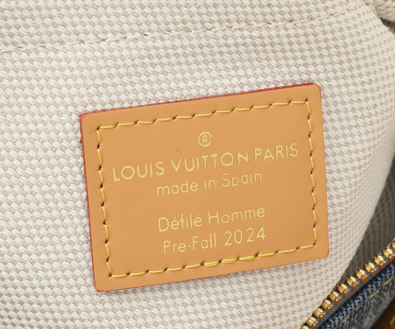 LV Chess Messenger N40706 24x24x8cm