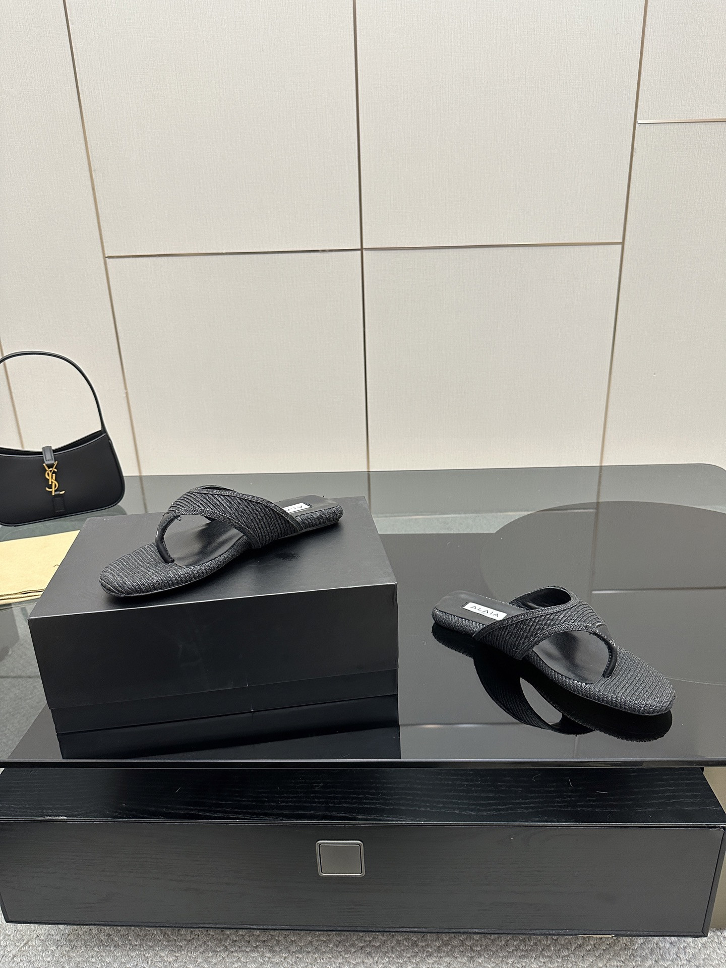 UA Alaia Triangle Flat Slides(Customized Size 7-10 days production time)