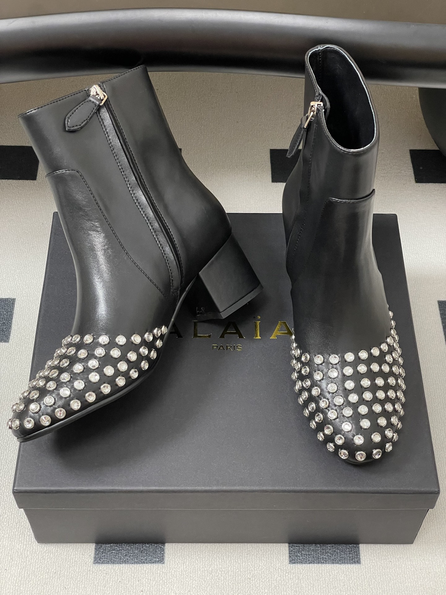 UA Alaia Crystal D1am0nd Boots 5.5cm Heel(Customized Size 7-10 days production time)
