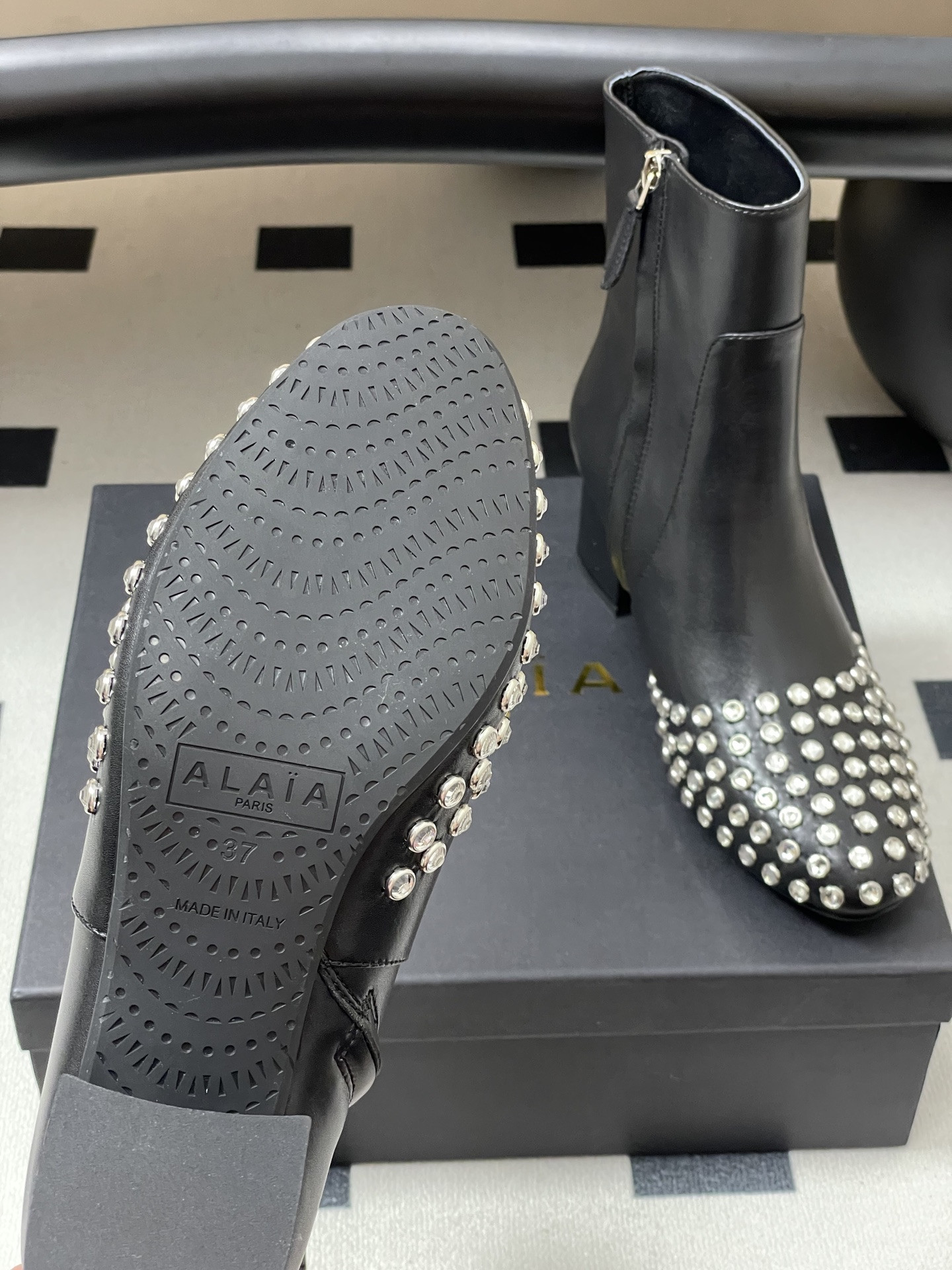 UA Alaia Crystal D1am0nd Boots 5.5cm Heel(Customized Size 7-10 days production time)