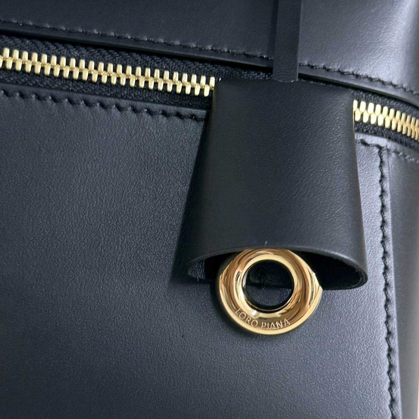 L0r0 P1ana Extra Bag L23 23x12x7cm