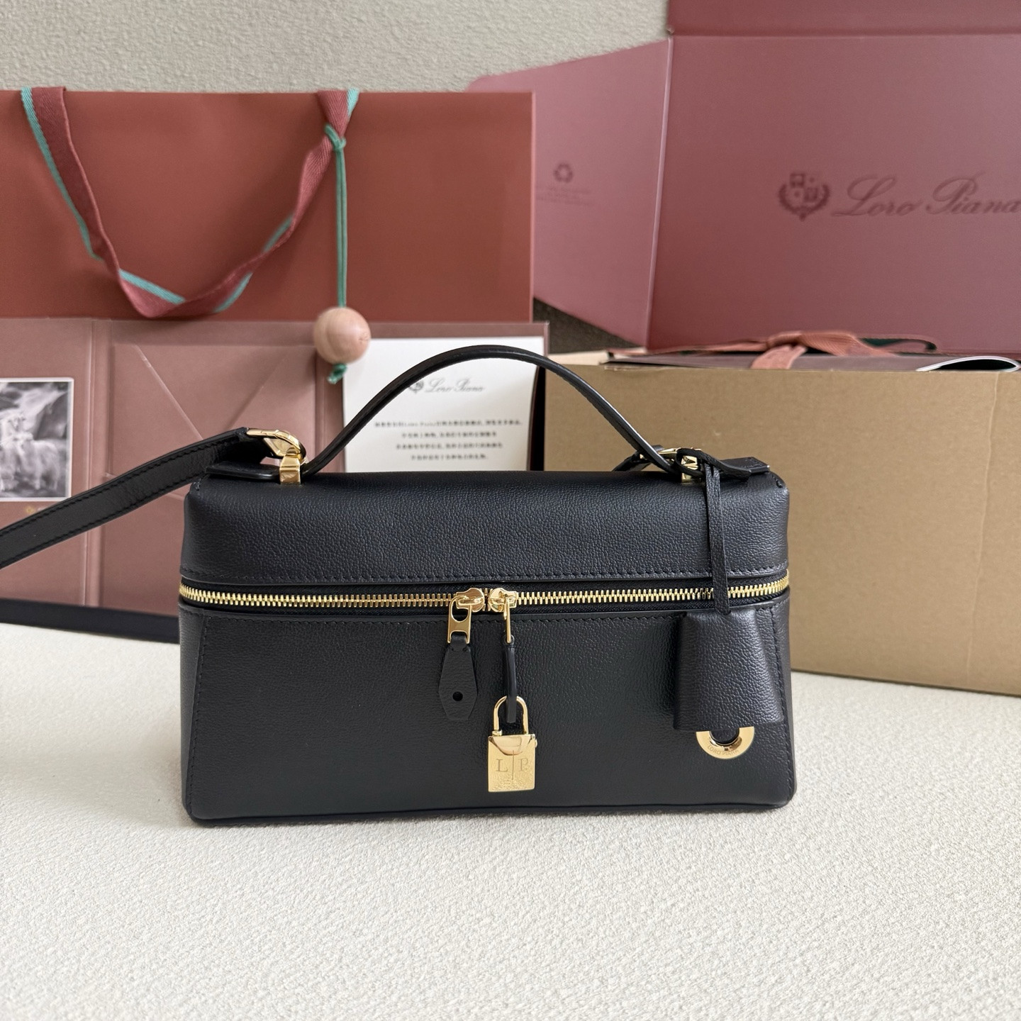 L0r0 P1ana Extra Bag L23 23x12x7cm