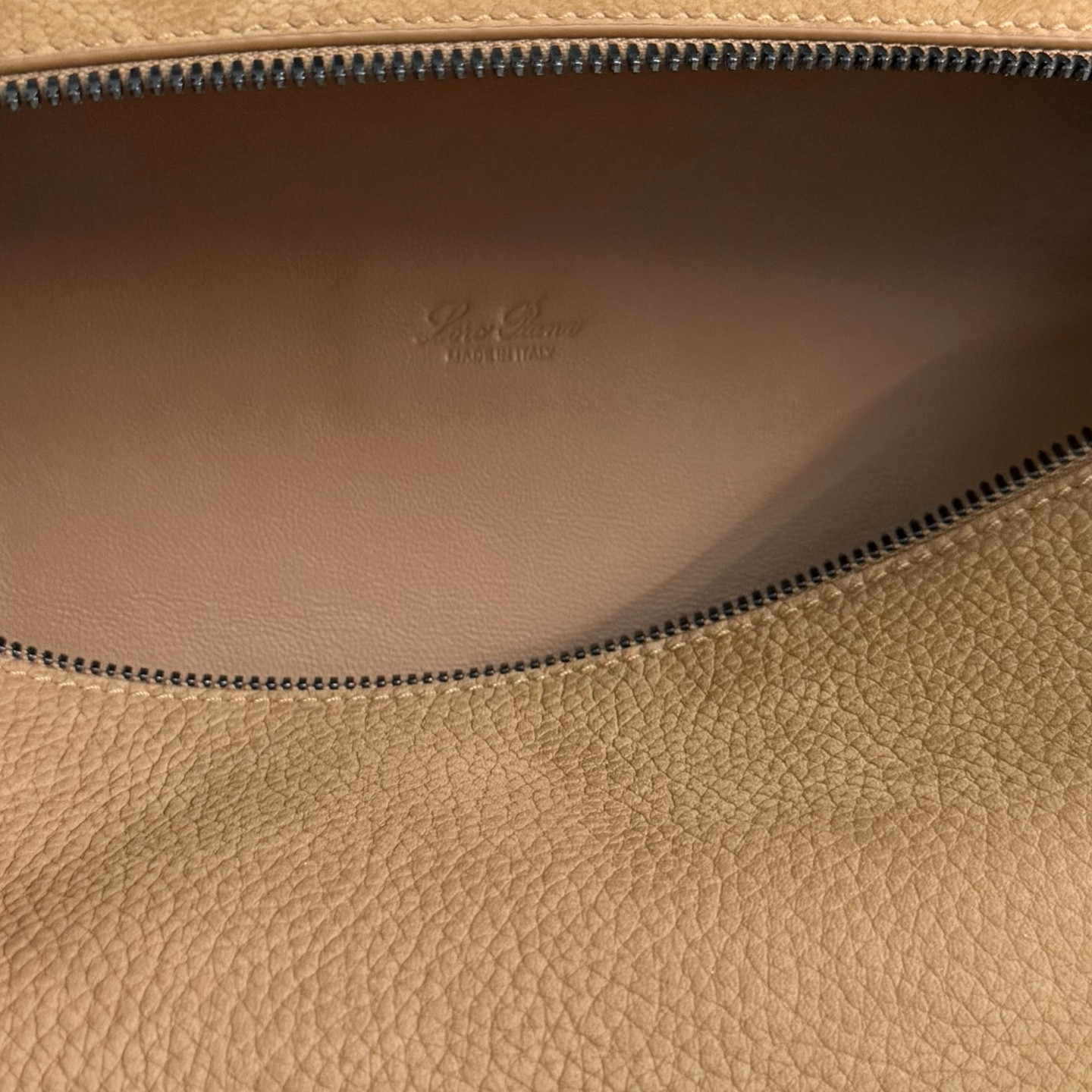 L0r0 P1ana Extra pouch L29 29x18x5cm