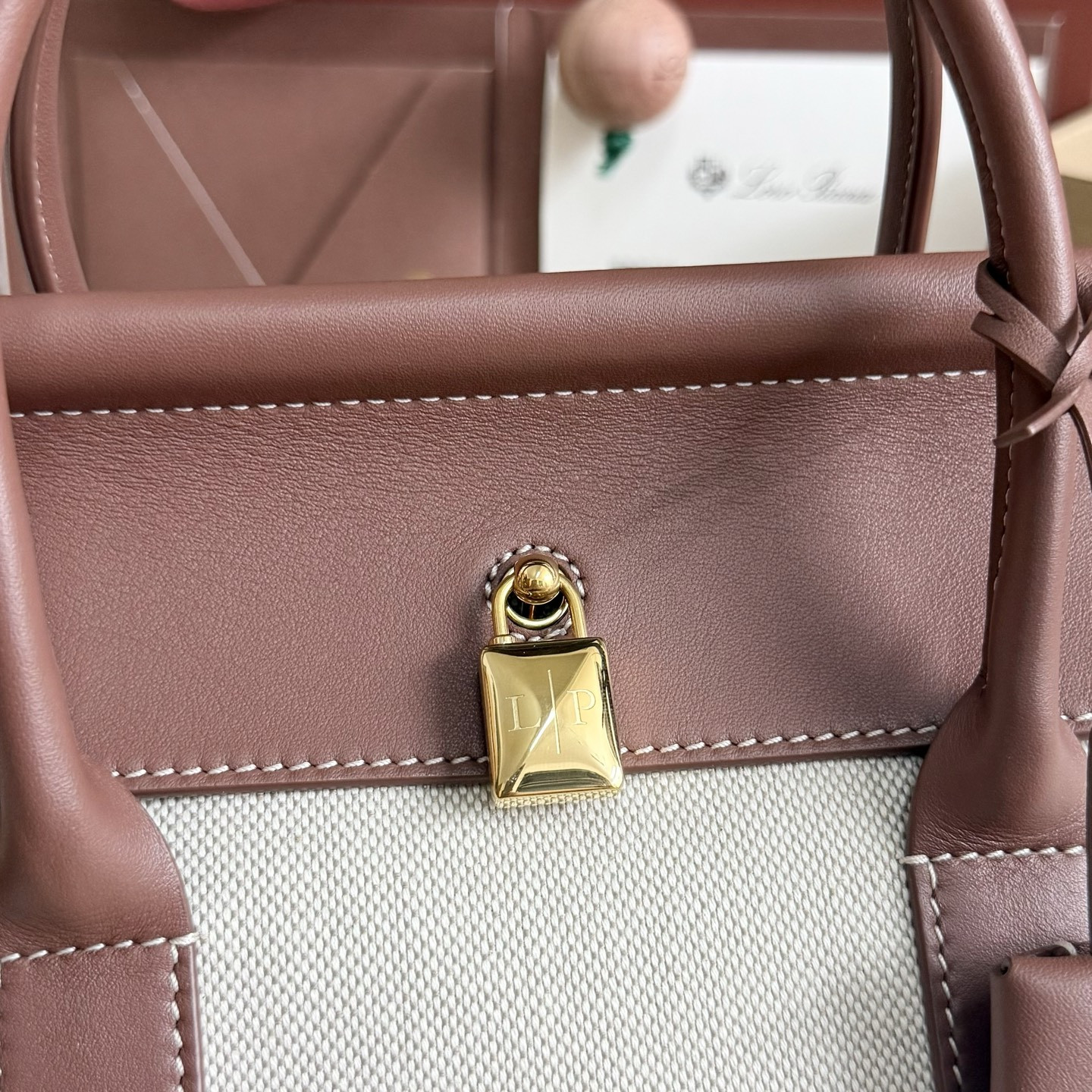 L0r0 P1ana Loom L25 25x18x12.5cm