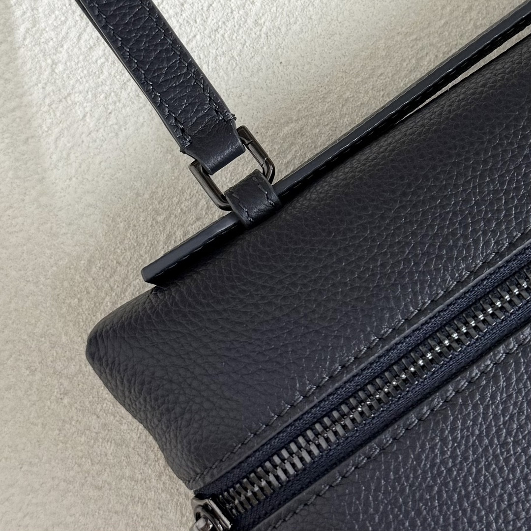 L0r0 P1ana Extra pouch L29 Deep Royal Blue 29x18x5cm