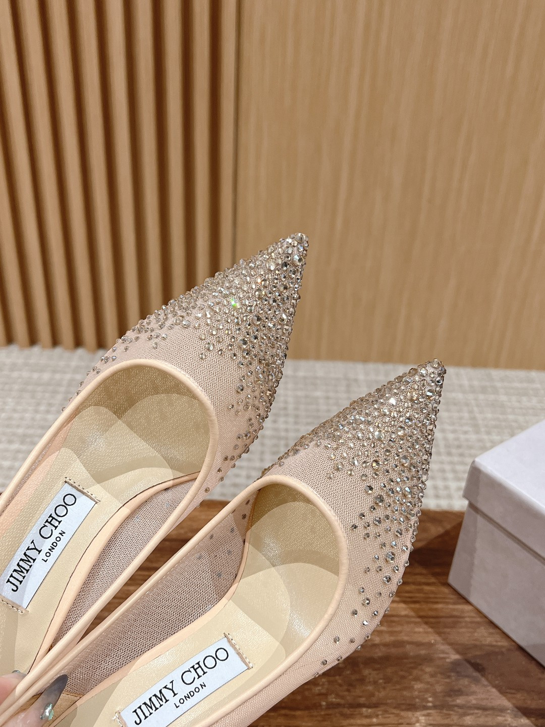 UA J1m*y Ch00 Pointed Pumps