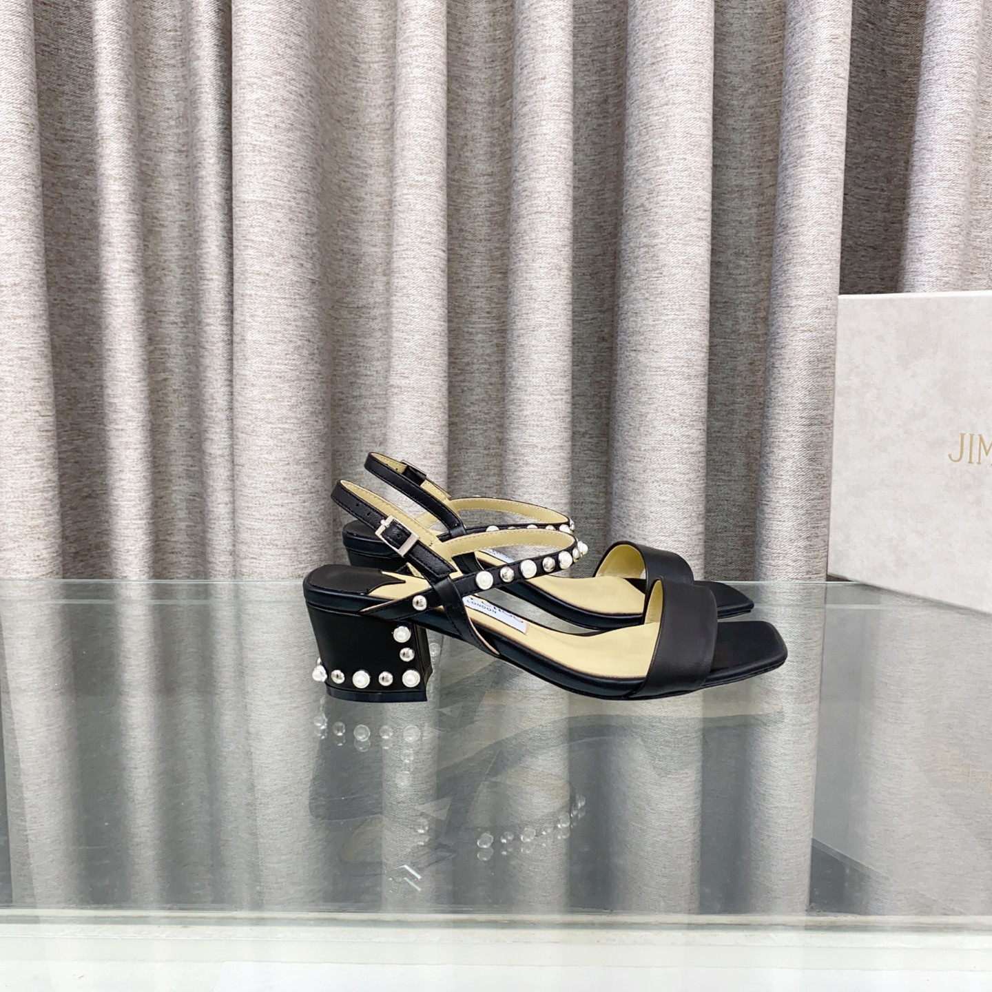 UA J1m*y Ch00 Sandals 4.5cm