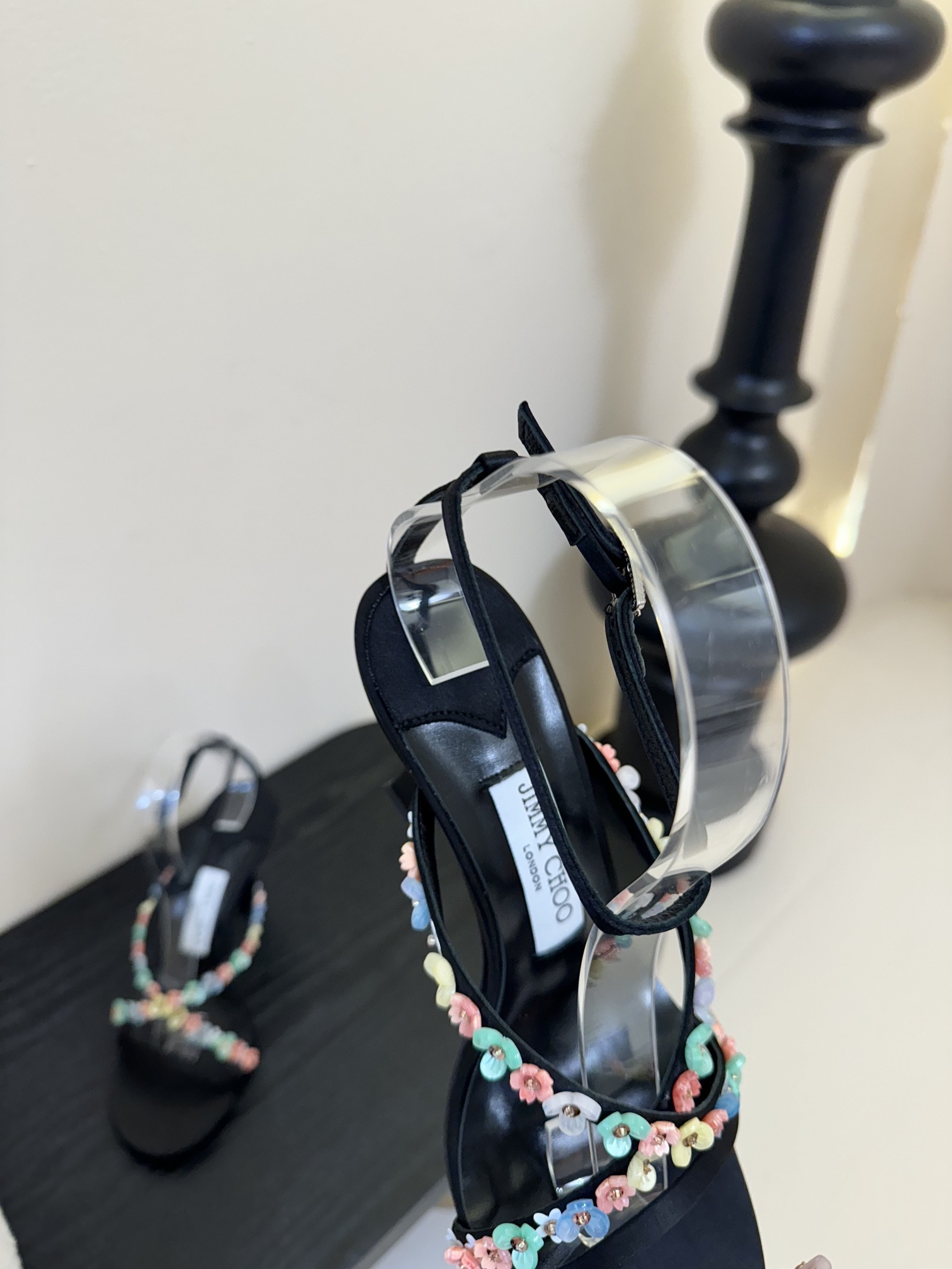 UA J1m*y Ch00 Blanche Sandals 9cm