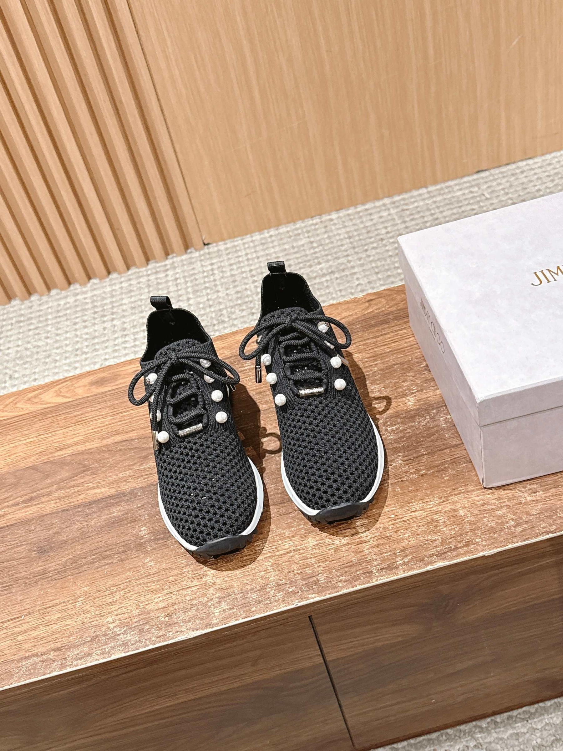UA J1m*y Ch00 Casual Sneakers
