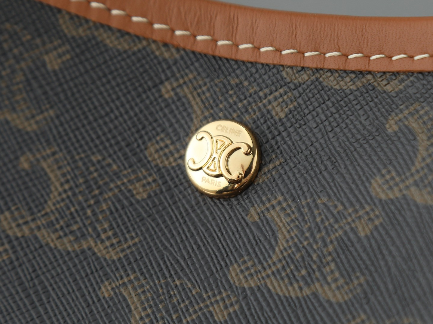 Ce1i*e SOFT SHOPPER BAG IN Triomphe Canvas and Calfskin 32.5x24.5x14cm