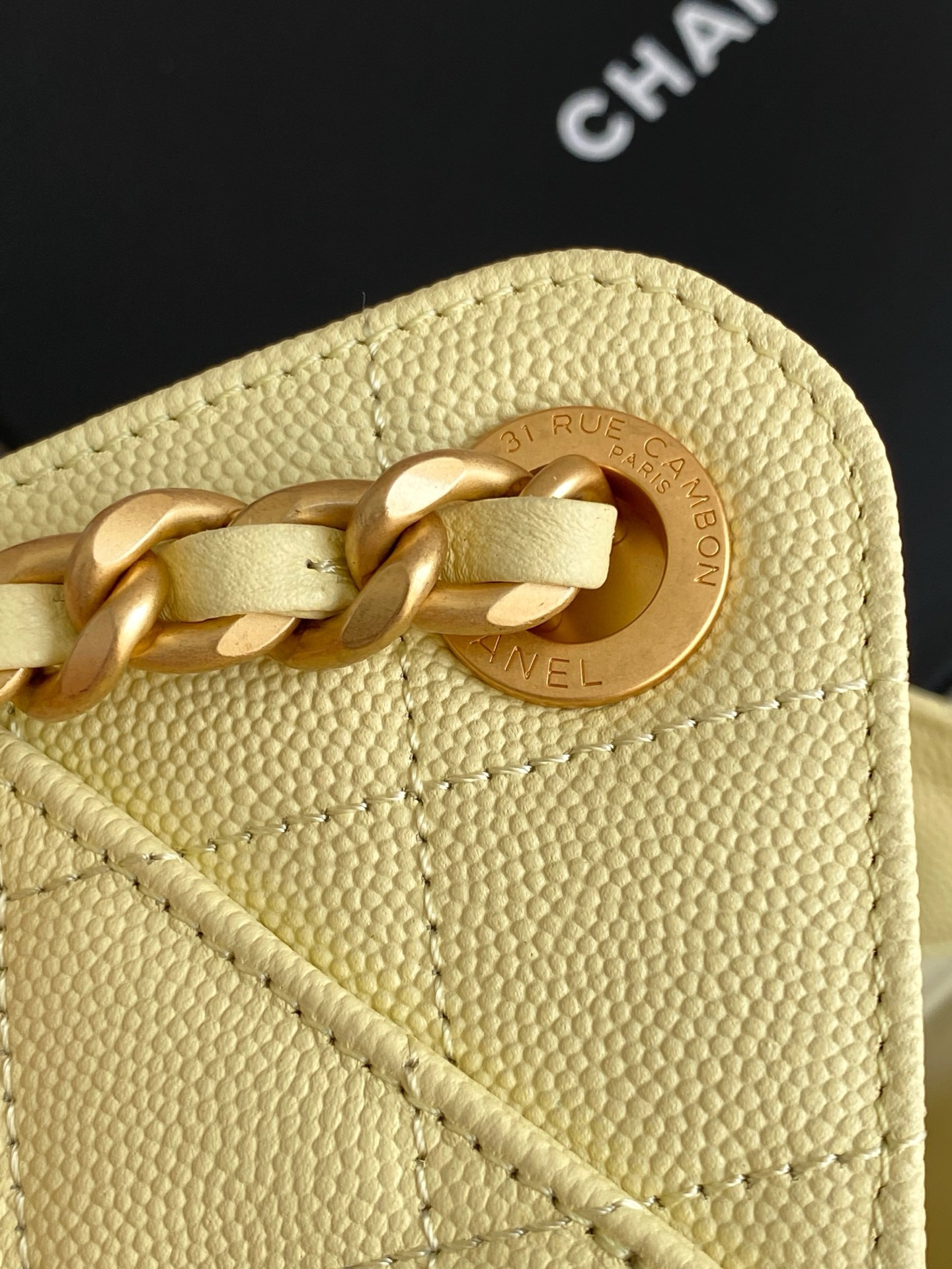 Ch**el 25C Bucket Bag 20x22x12.5cm