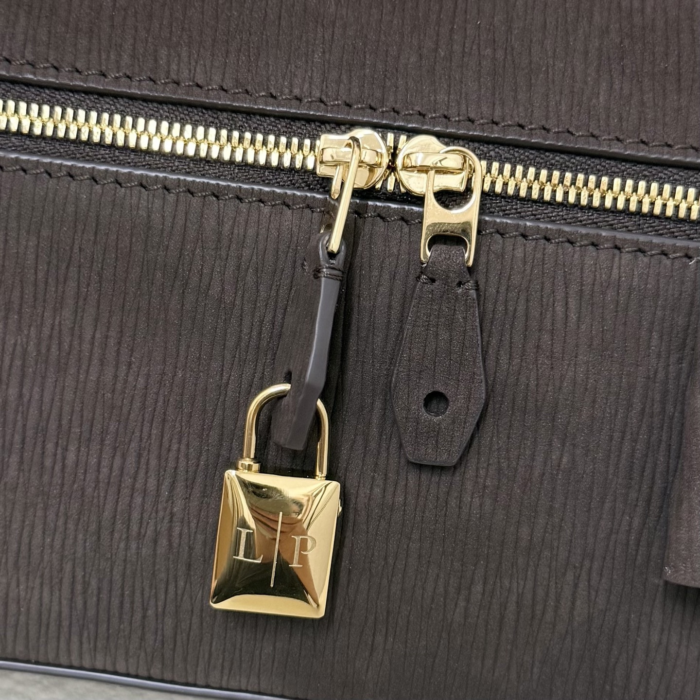 L0r0 P1ana Extra Bag L23 23x12x7cm