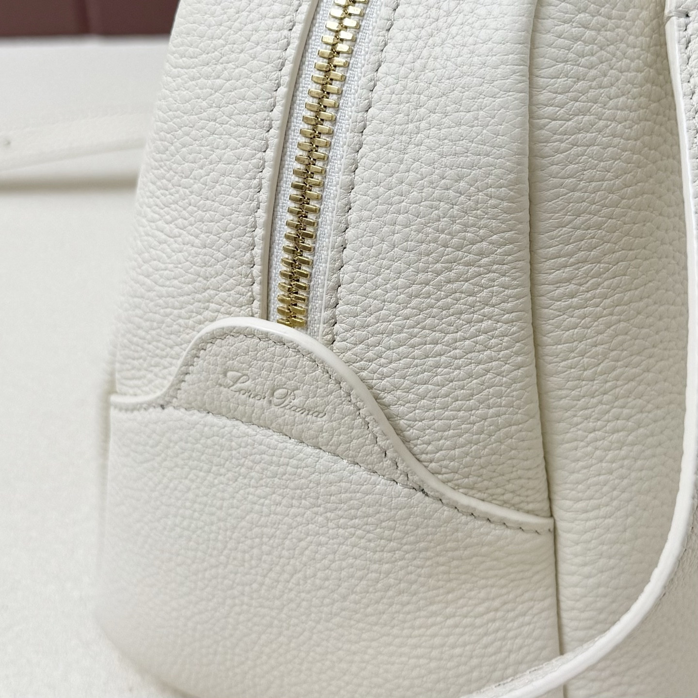 L0r0 P1ana Small Needle Bag 31x15x16cm