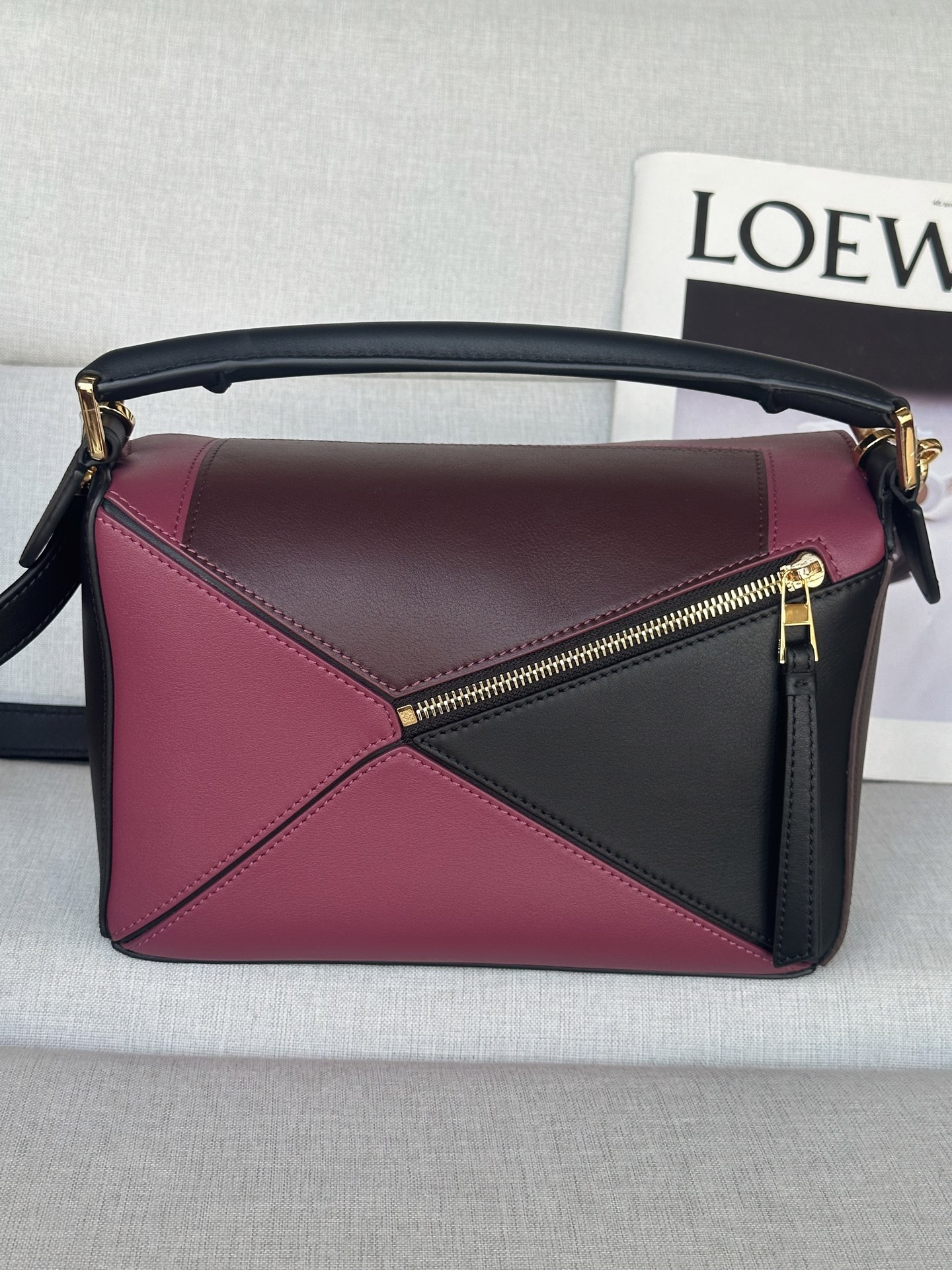 LOEWE x Albers Small Puzzle Bag in Nappa Calfskin 16.5x24x10.5cm