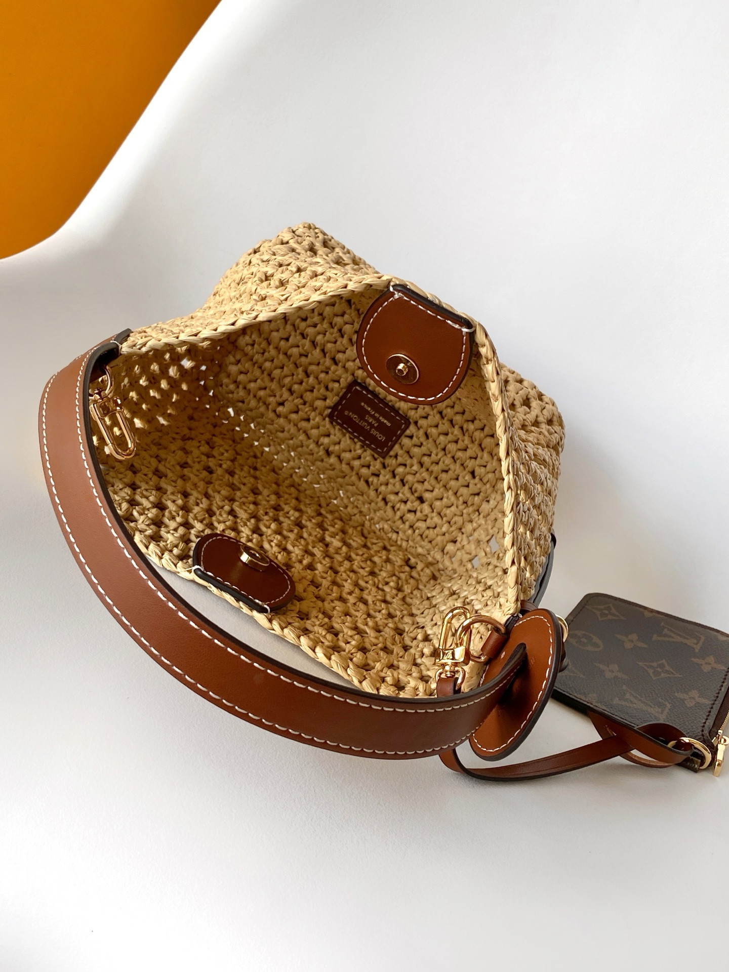 LV All In BB M14217 16x18x12cm