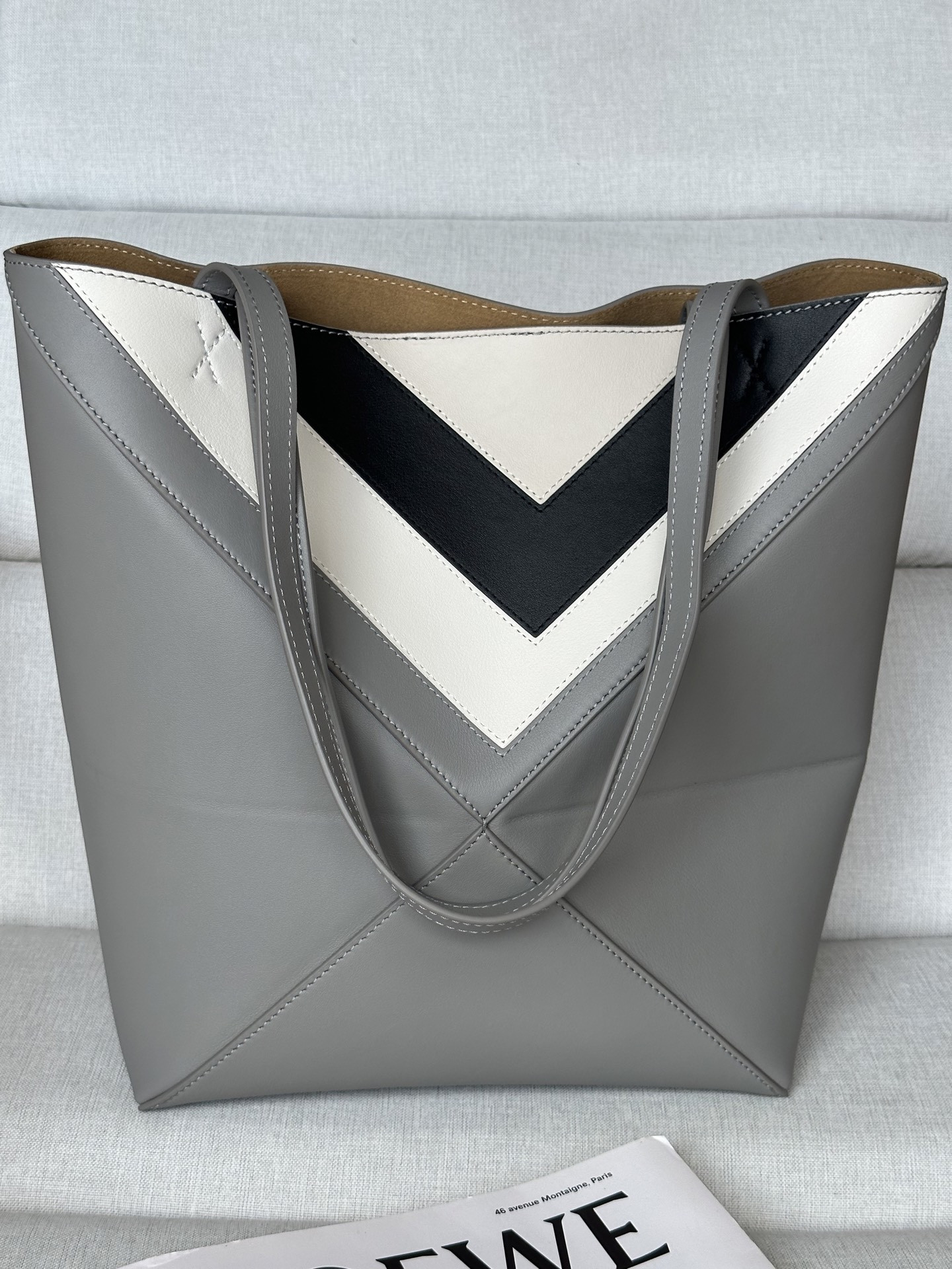 LOEWE x Albers Medium Puzzle Fold Tote in Nappa Calfskin 31.5x25.5x14.5cm