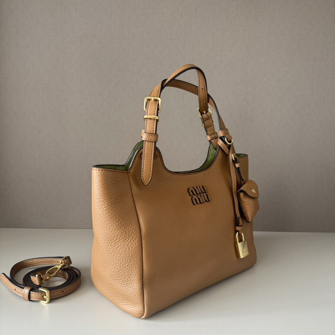 Miu Miu Leather Handbag 20x25.5x13cm