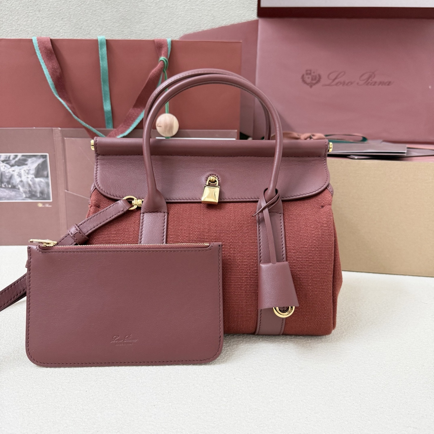 L0r0 P1ana Loom L25 25x18x12.5cm