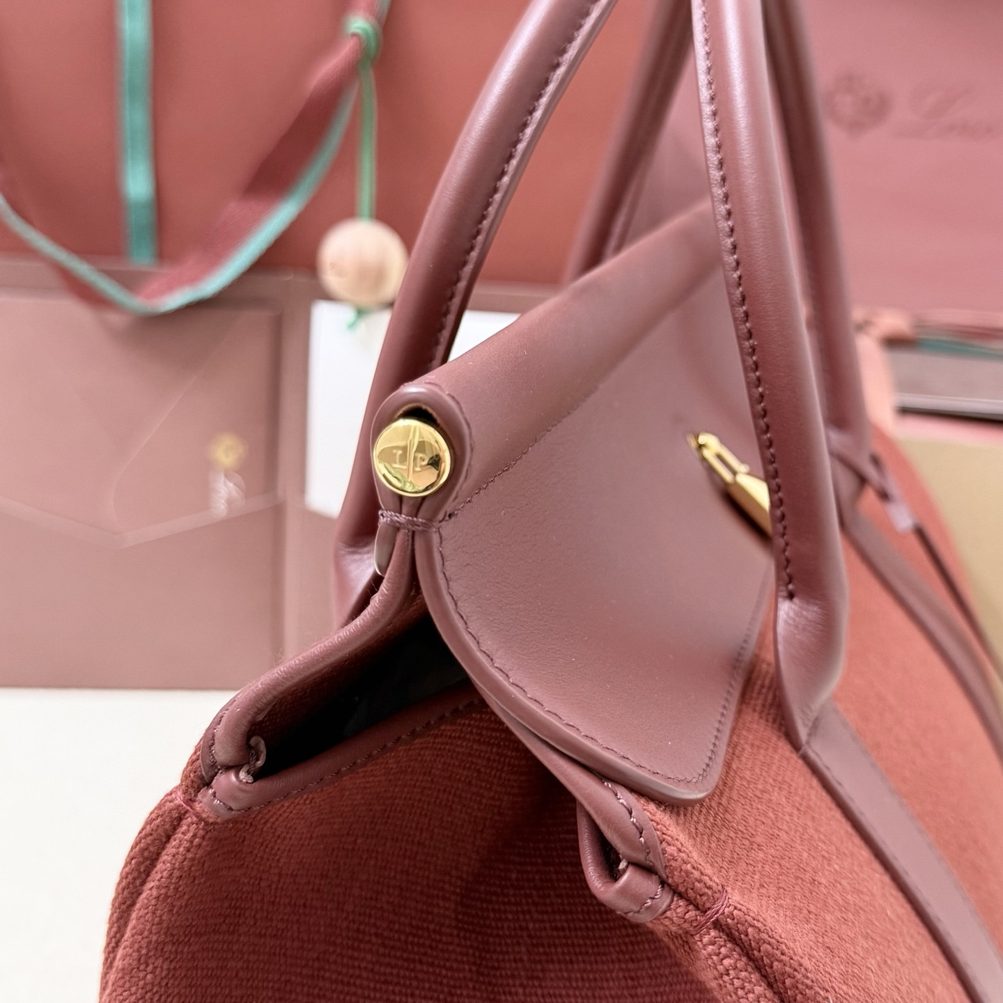 L0r0 P1ana loom l32 33x23x18cm