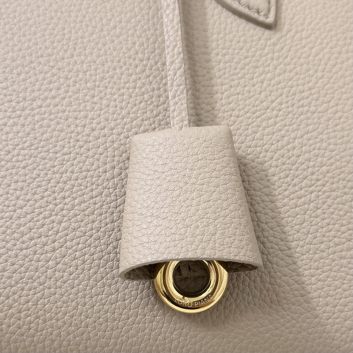 L0r0 P1ana Small Needle Bag 31x15x16cm