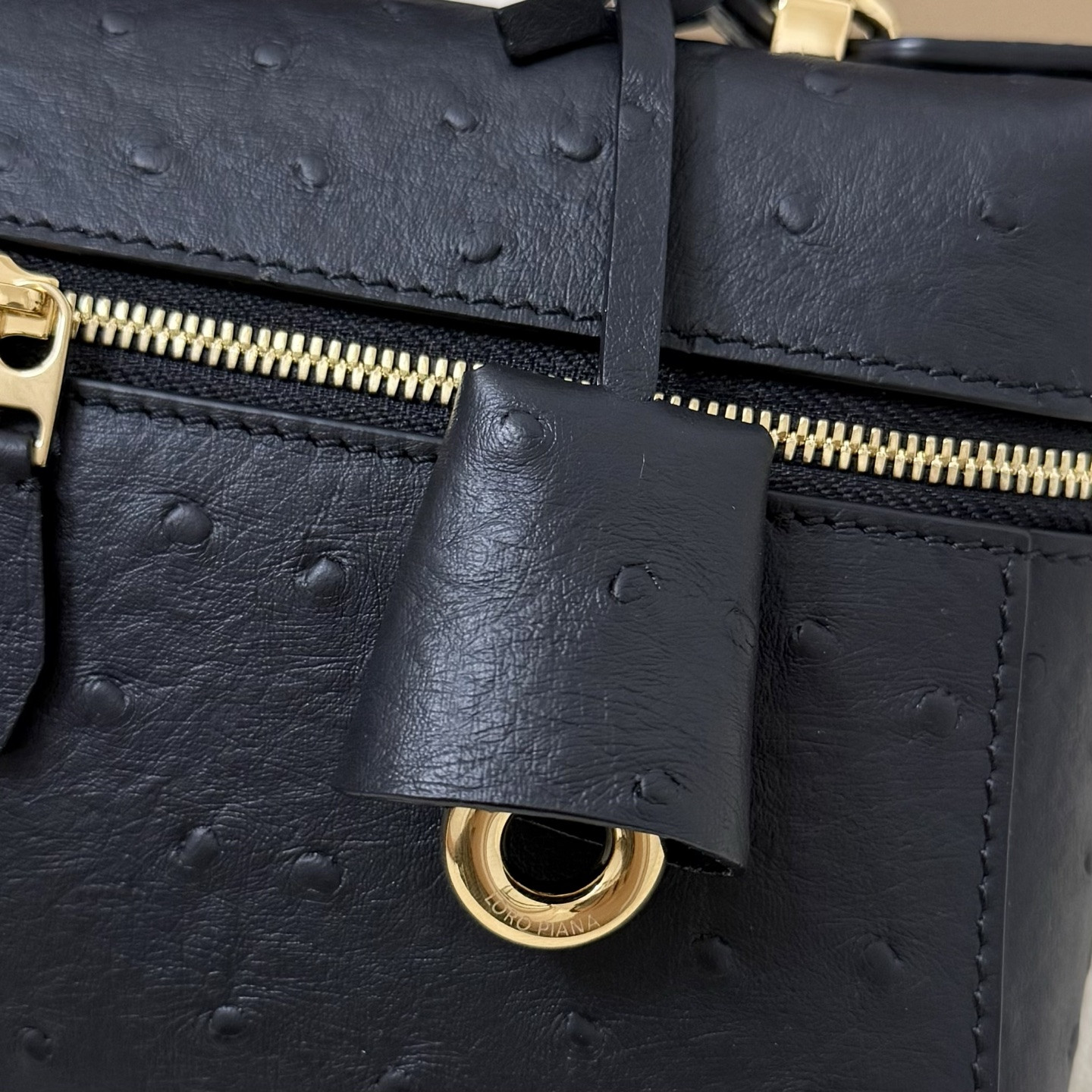 L0r0 P1ana Extra Bag L23 23x12x7cm