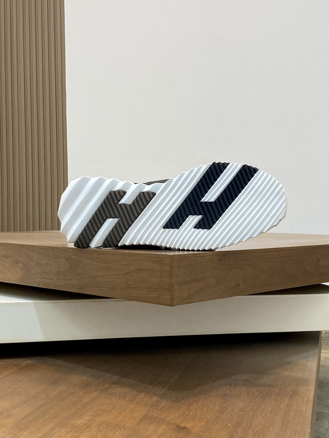 UA H**me5 Klimb Sneaker