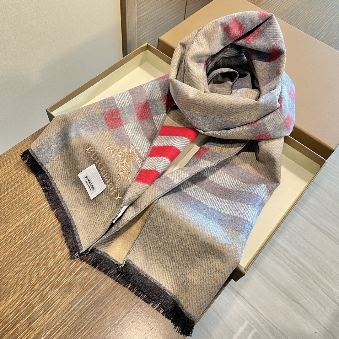 Bv*b*rry scarf 45x180cm