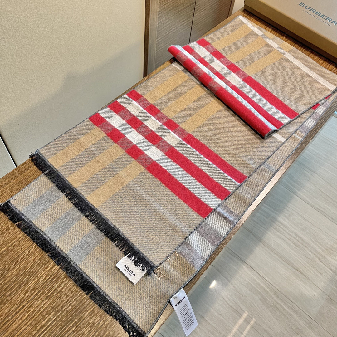 Bv*b*rry scarf 45x180cm