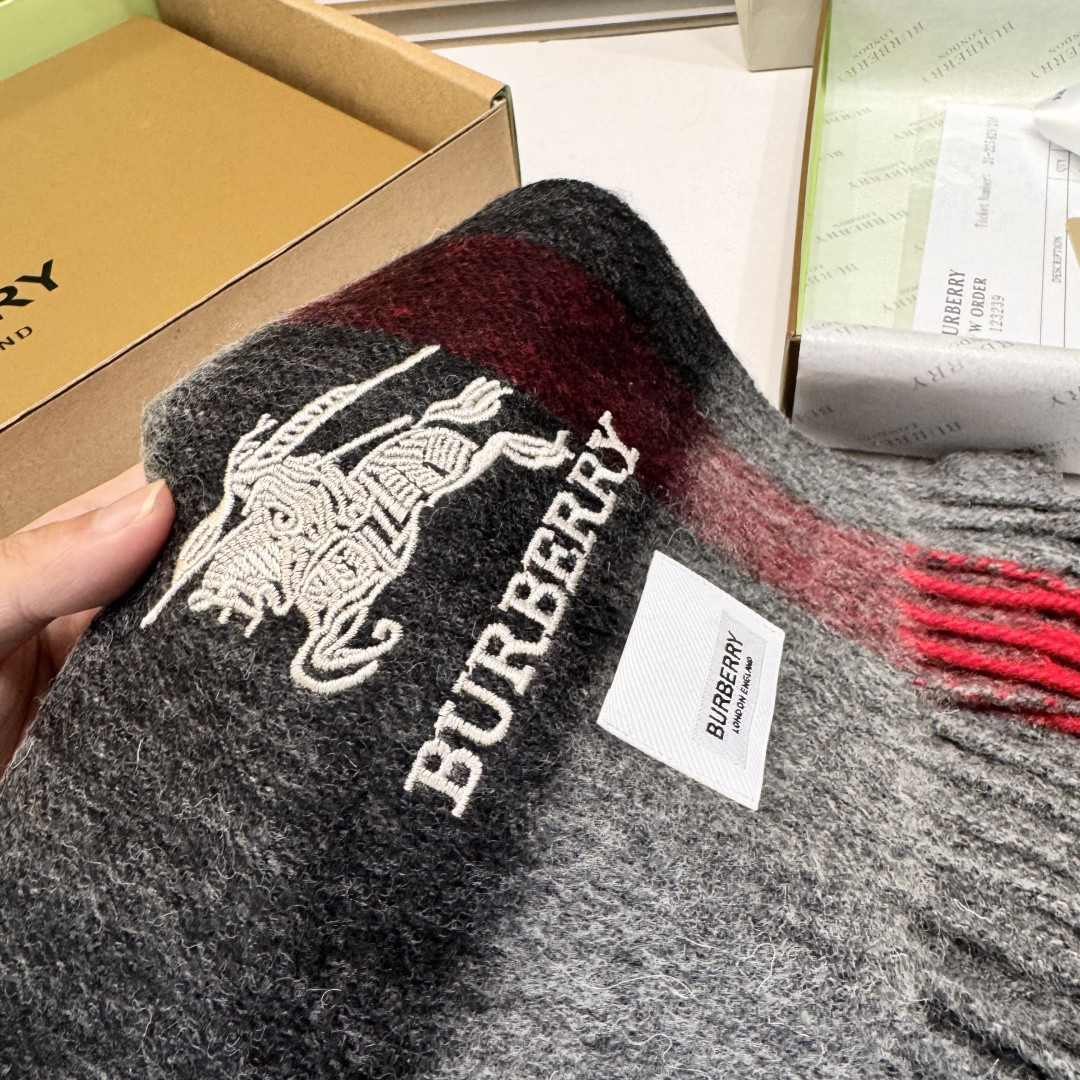 Bv*b*rry scarf 30x180cm 100% cashmere