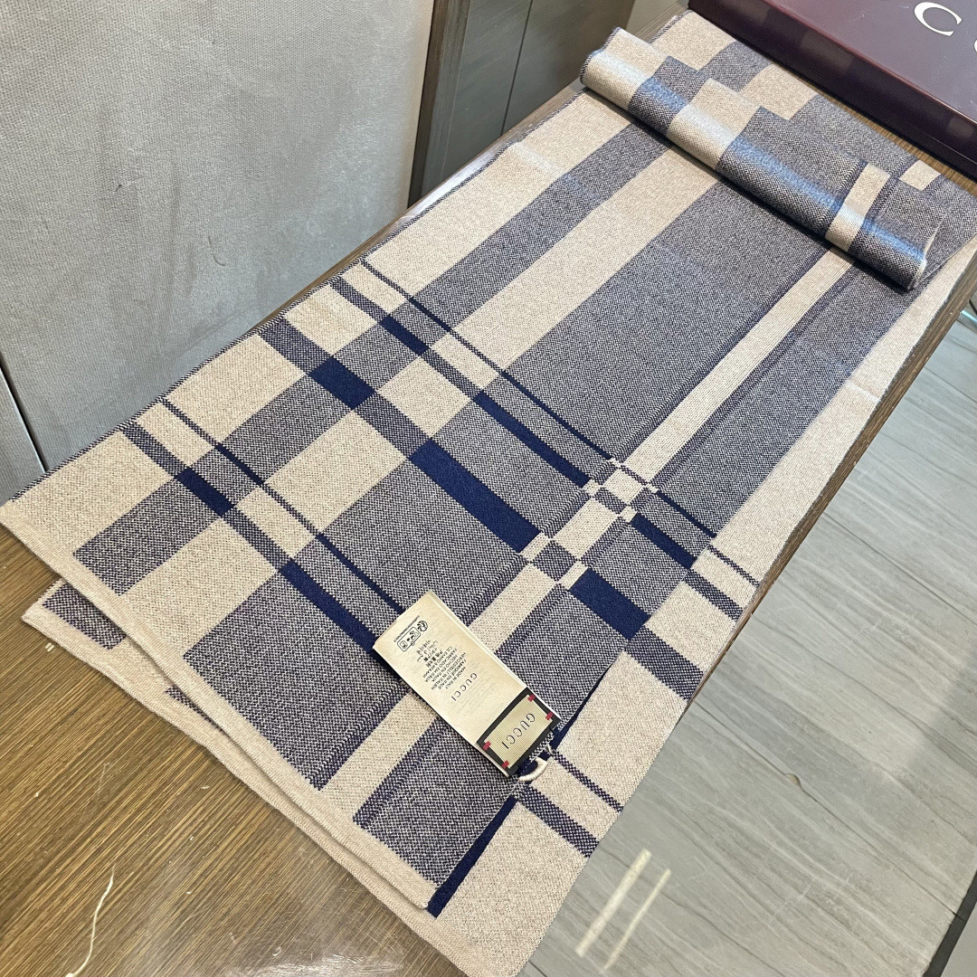 Gvc*1 scarf 32x190cm