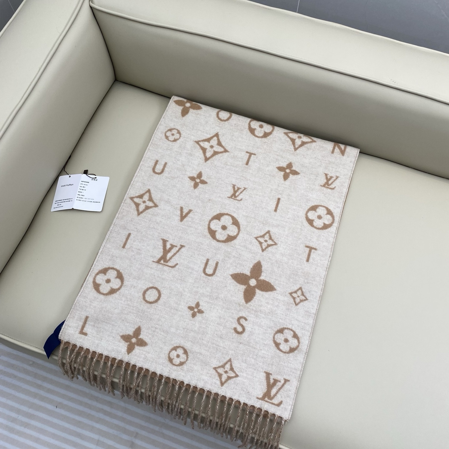 Louis Vuitton Reykjavik 2.0 scarf 40x220cm 100% cashmere