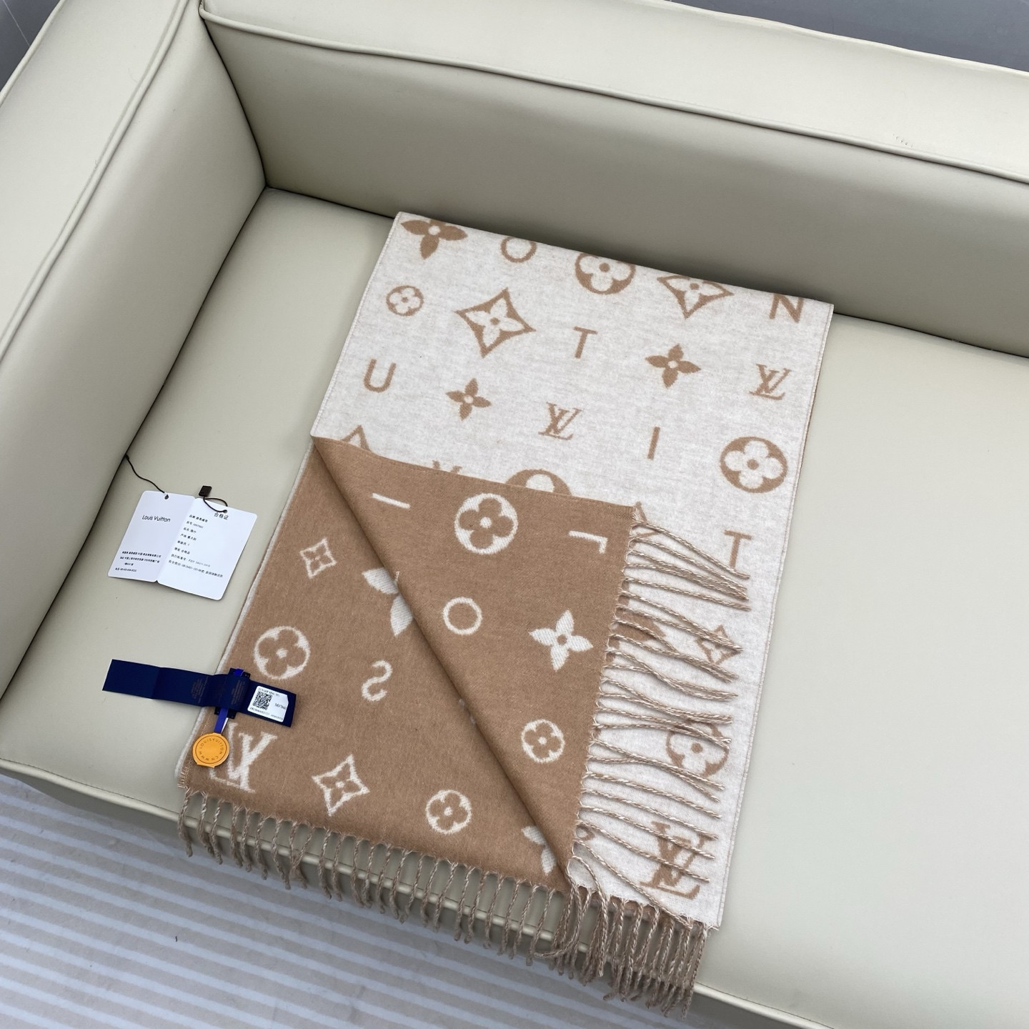 Louis Vuitton Reykjavik 2.0 scarf 40x220cm 100% cashmere