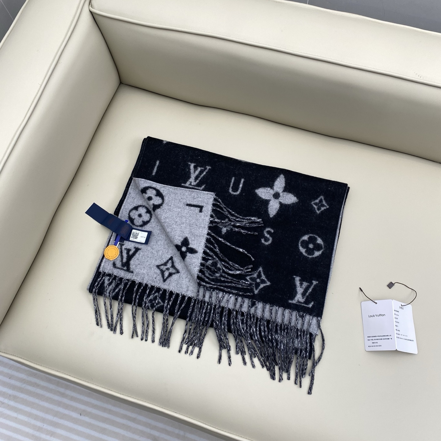 Louis Vuitton Reykjavik 2.0 scarf 40x220cm 100% cashmere
