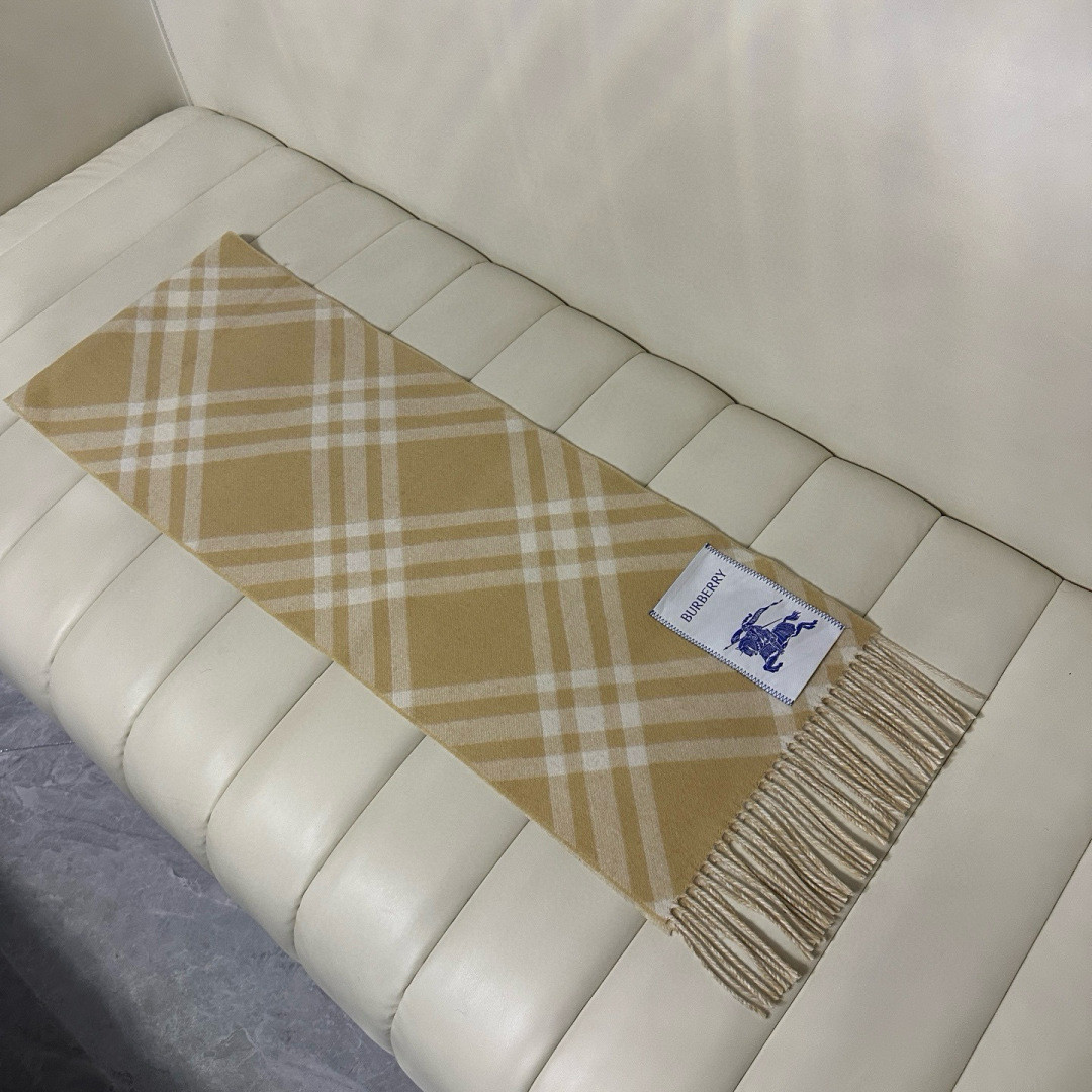 Bv*b*rry scarf 30x180cm 100% cashmere