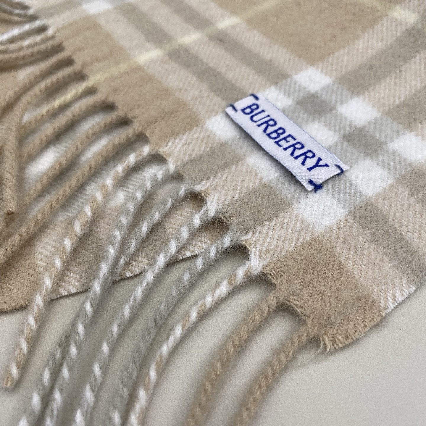 Bv*b*rry Check Cashmere Happy scarf 30x155cm