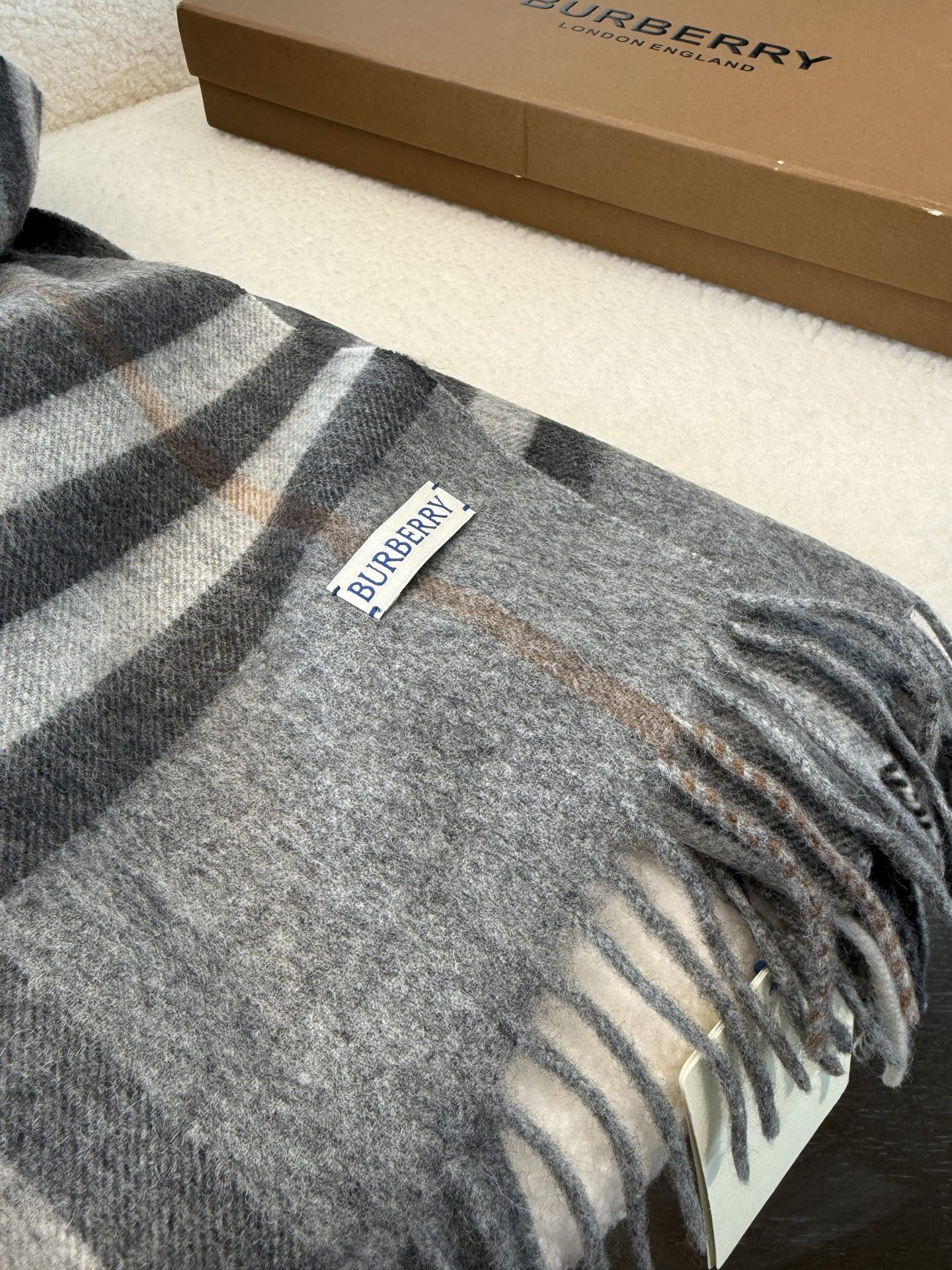 Bv*b*rry scarf 30x180cm