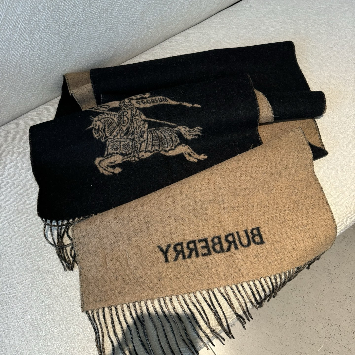 Bv*b*rry Reversible EKD Cashmere scarf 32x180cm 100% wool