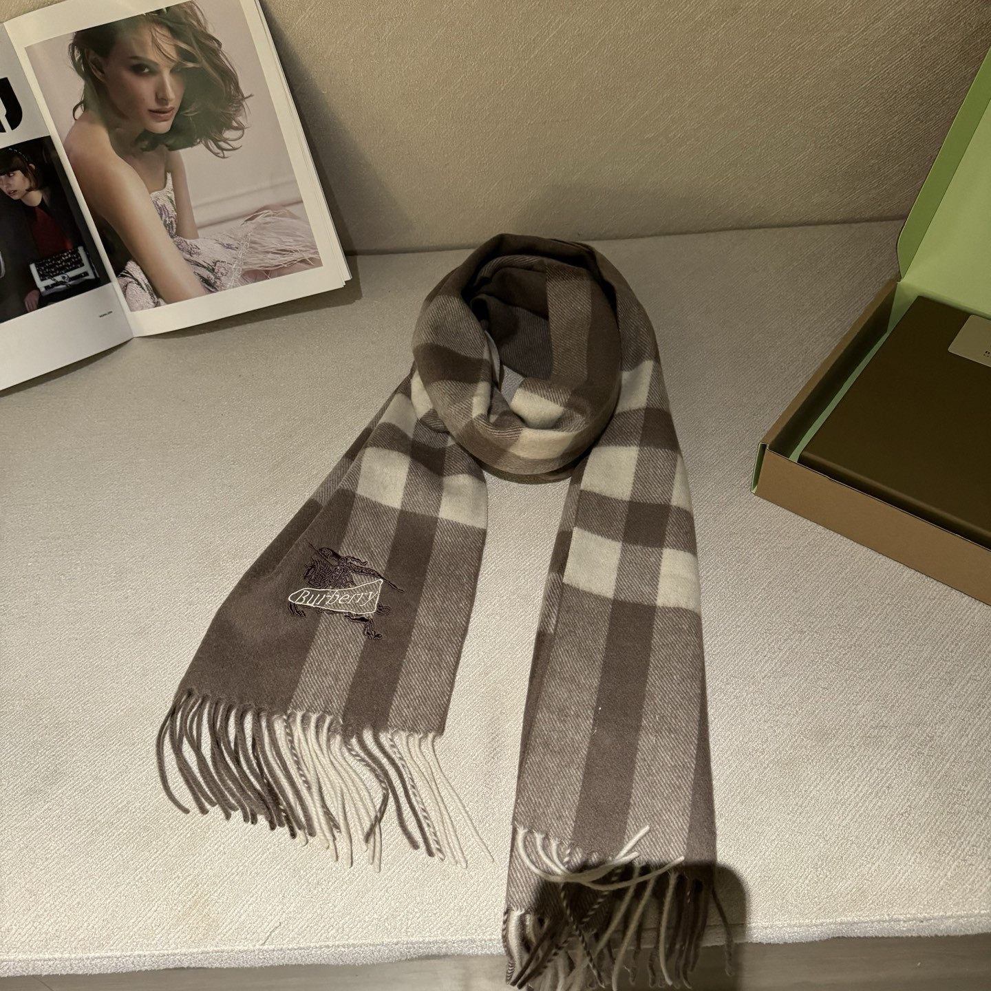 Bv*b*rry scarf 30x180cm 100% lambswool